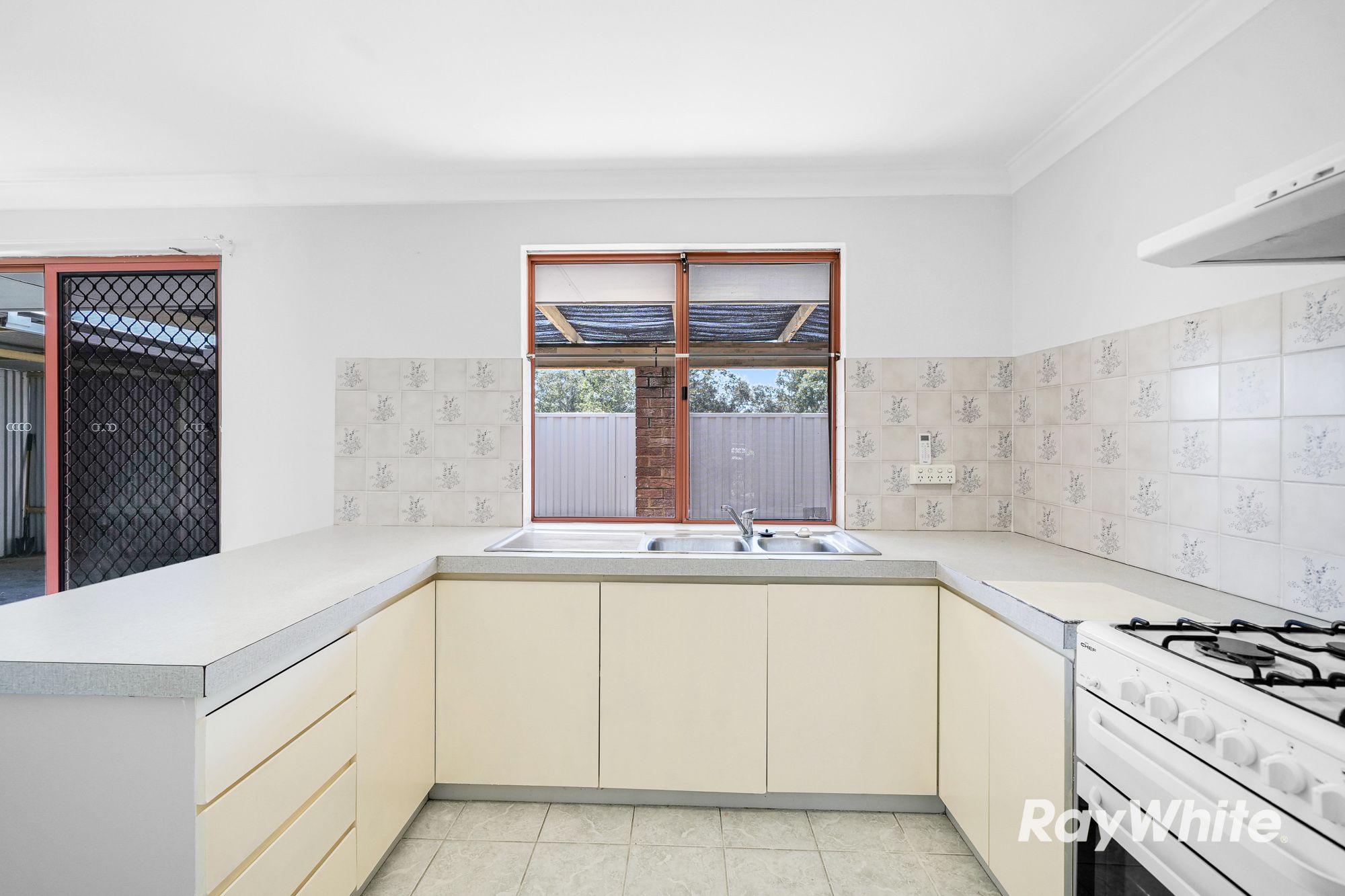 10b Chesterton Road — photo 6 of 14