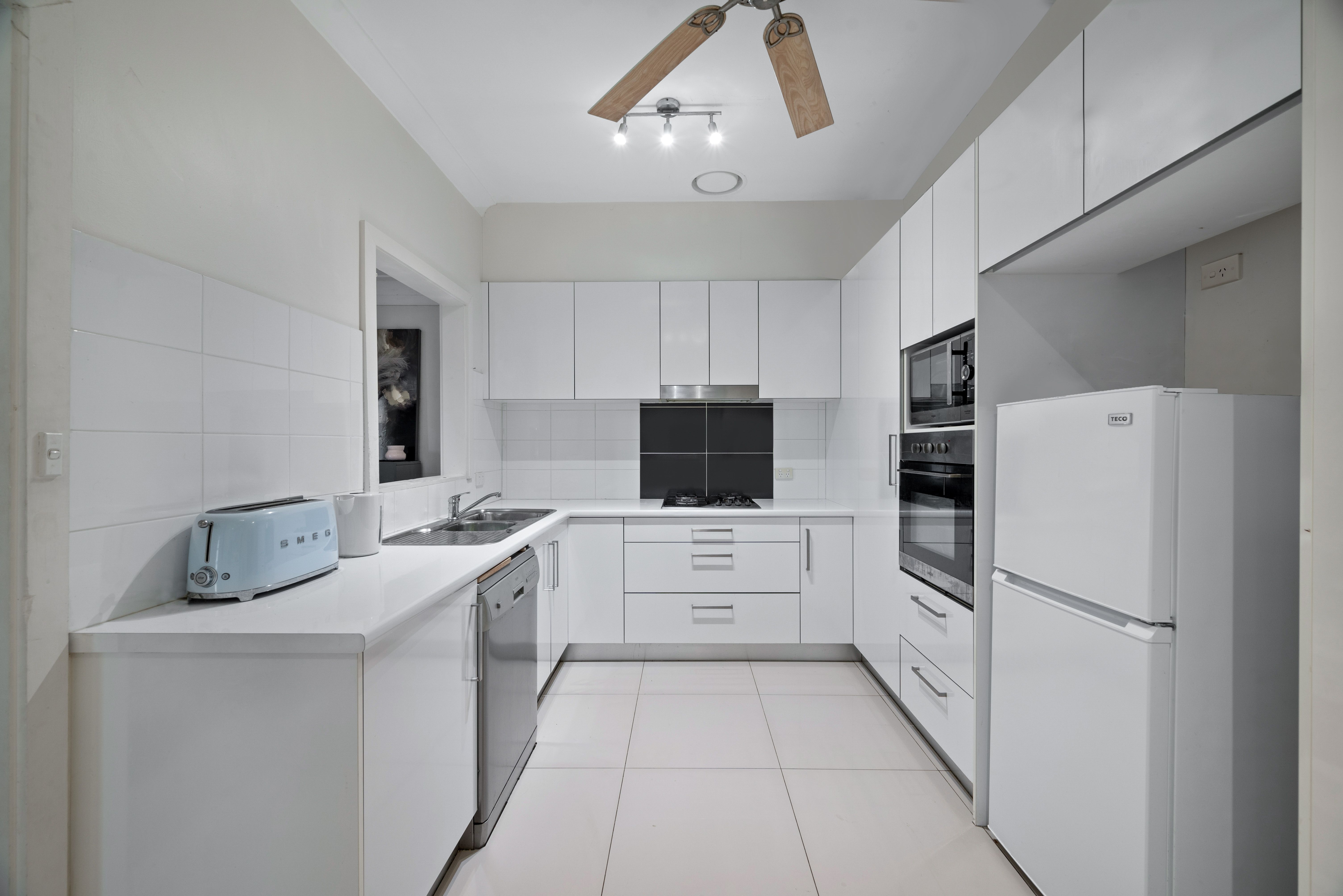14 Bundarra Road, Campbelltown, NSW 2560