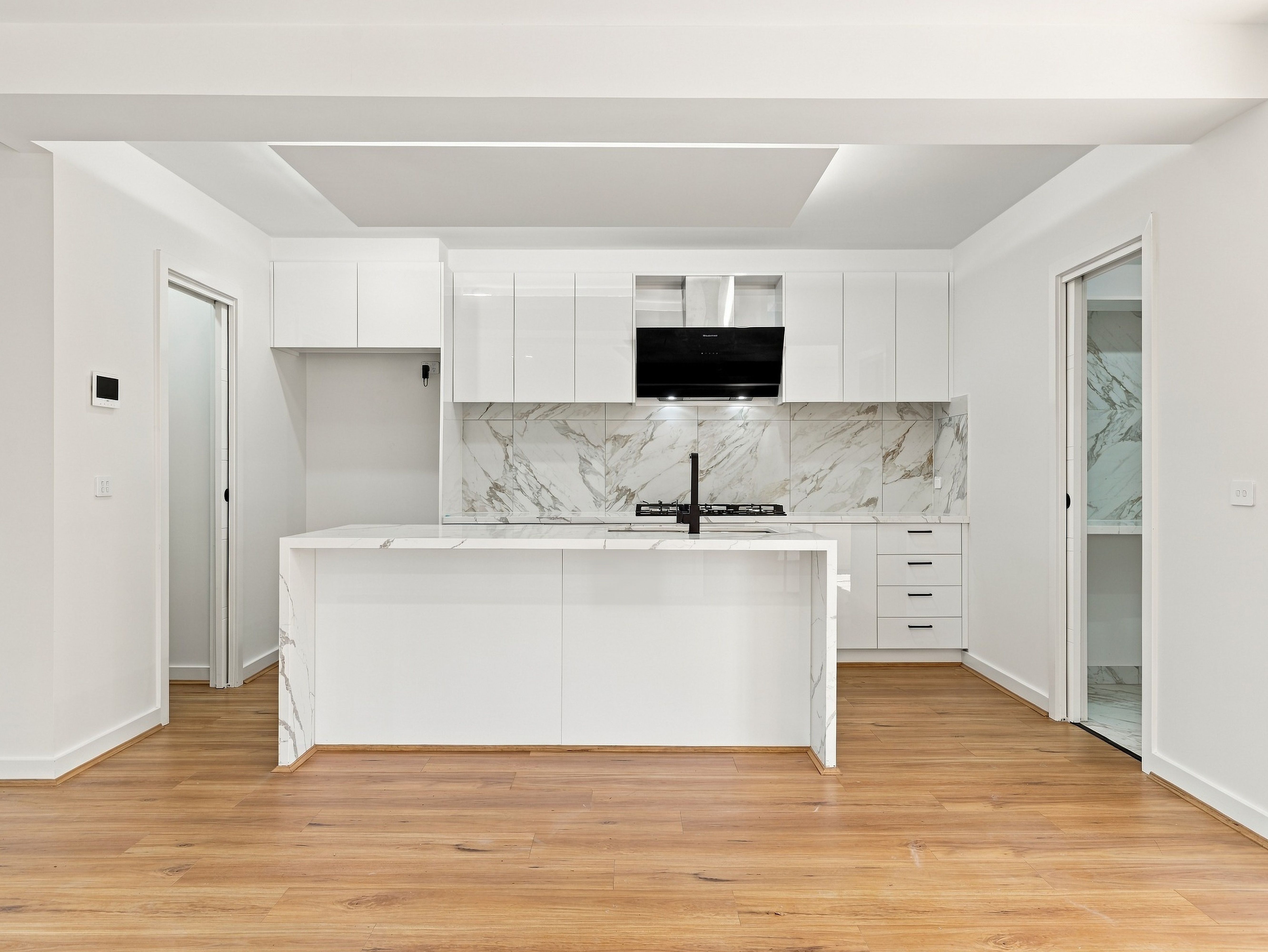 1/10 Davern Court — photo 5 of 27