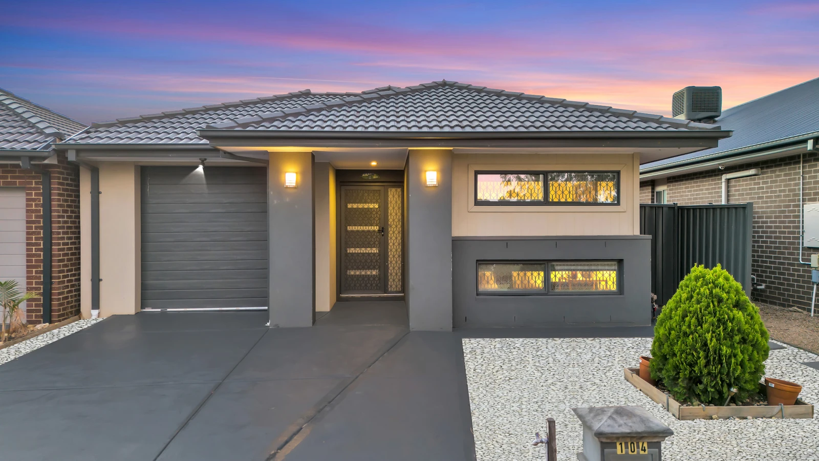 104 Eltham Parade, MANOR LAKES, VIC 3024