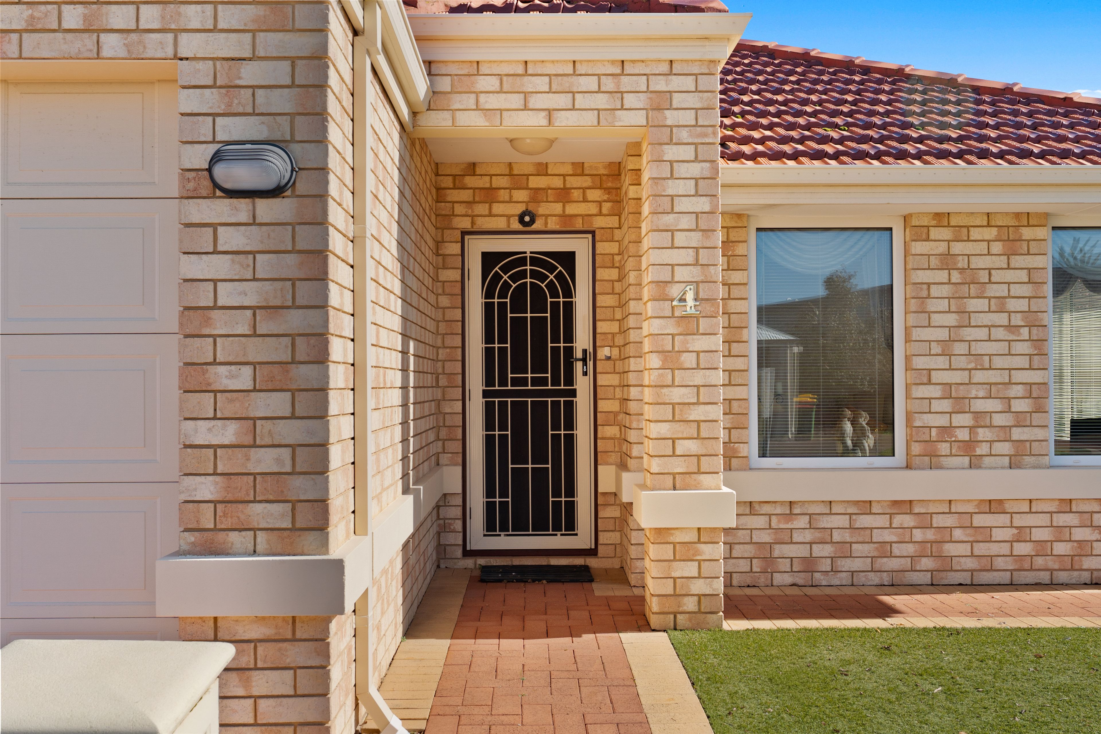 4 Ortona Crescent — photo 30 of 30