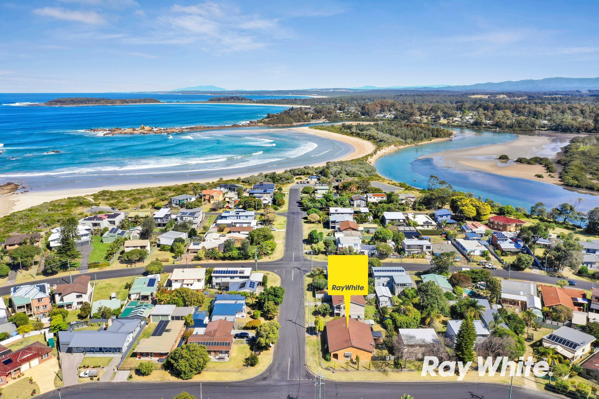 49 Kingston Place, Tomakin, NSW 2537 Sold House Batemans Bay