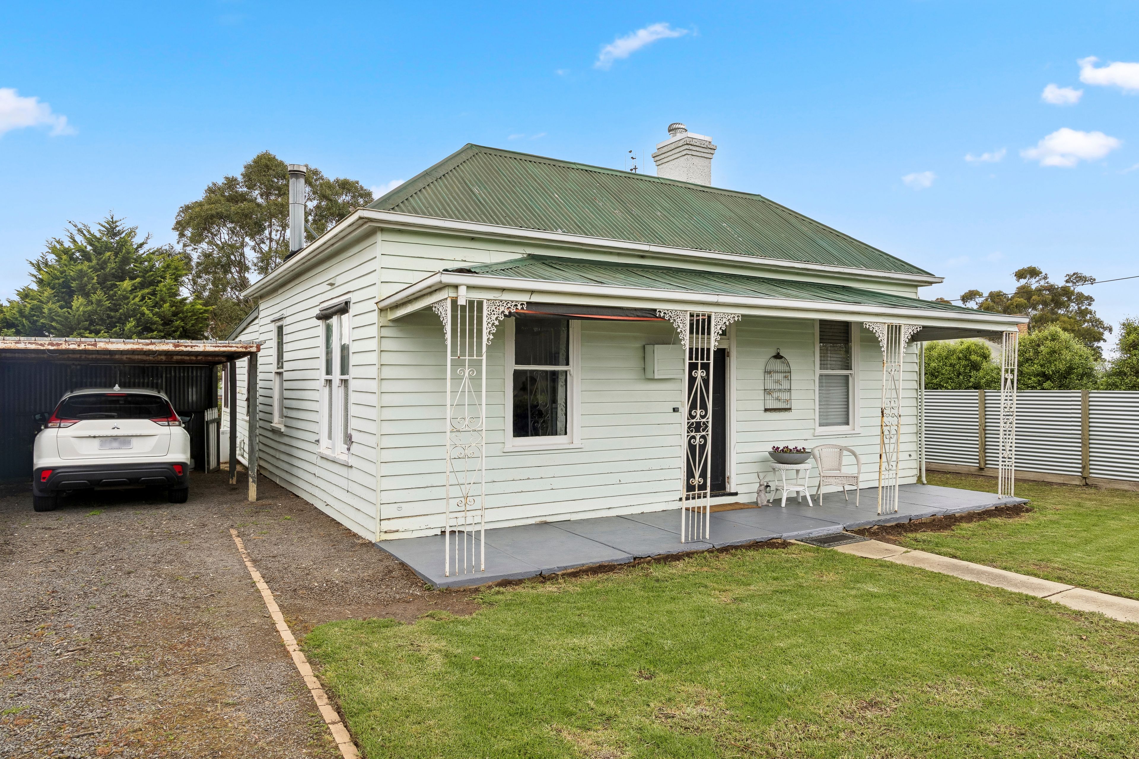 14 West Street — photo from Ray White Camperdown