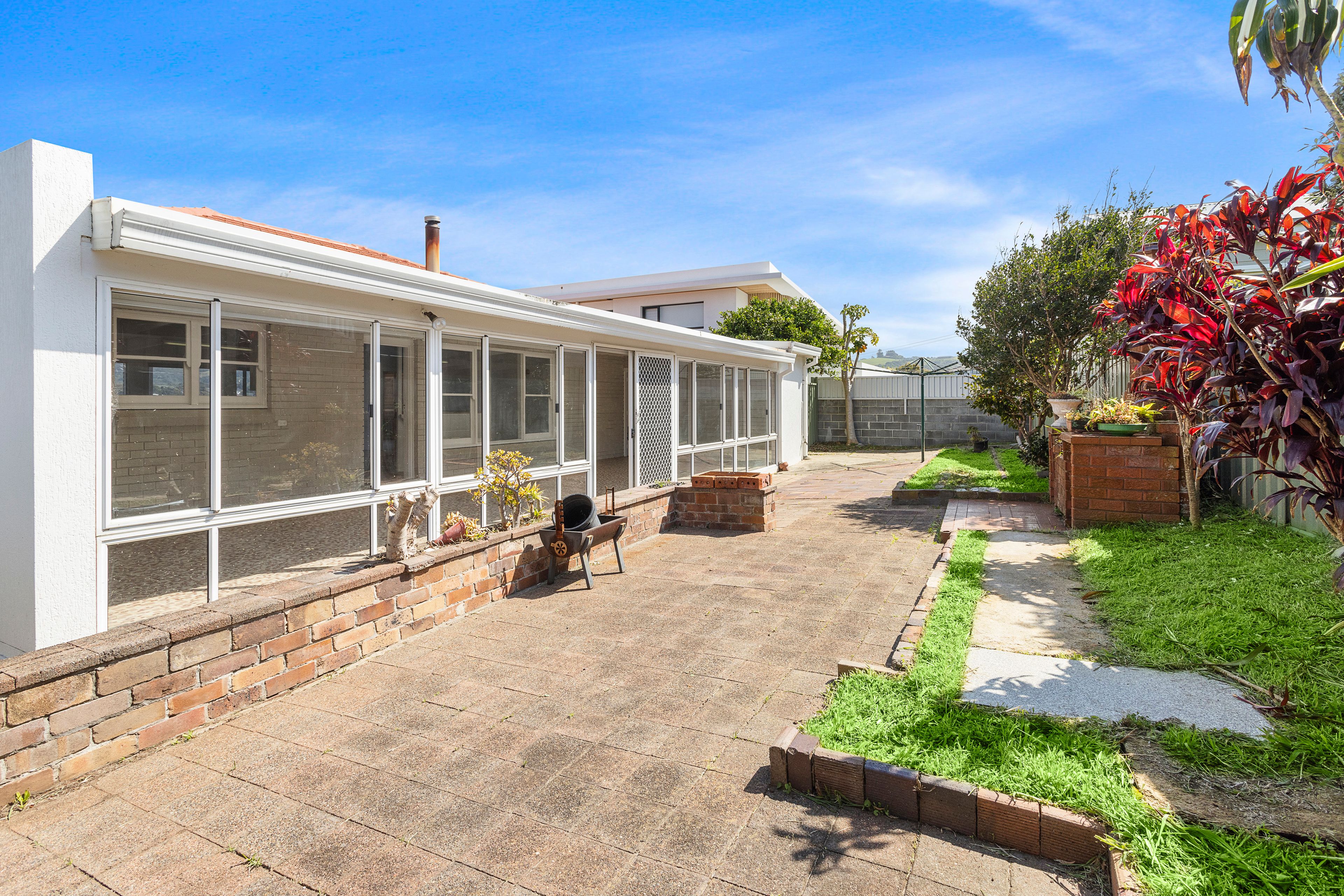 74 Tingira Crescent — photo 13 of 19