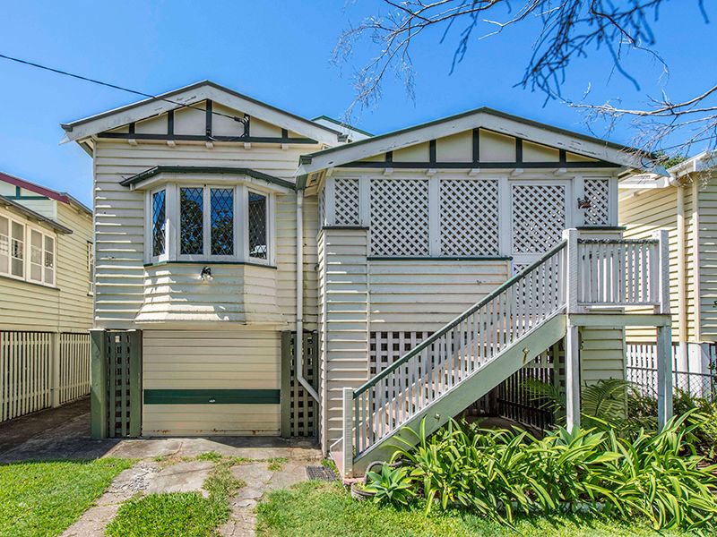 90 Barlow Street, Clayfield, QLD 4011