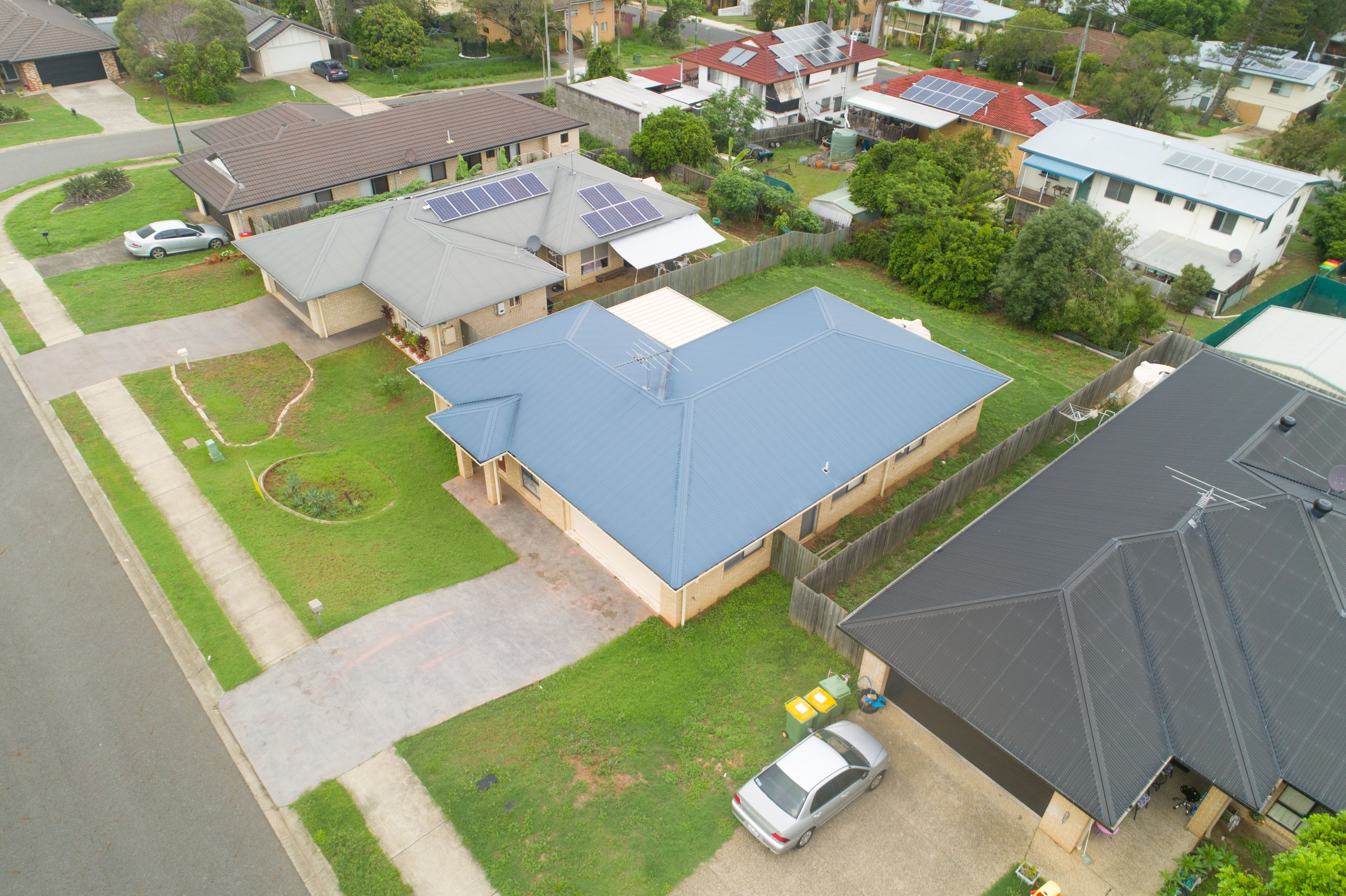 16 Walter Court, Leichhardt, QLD 4305