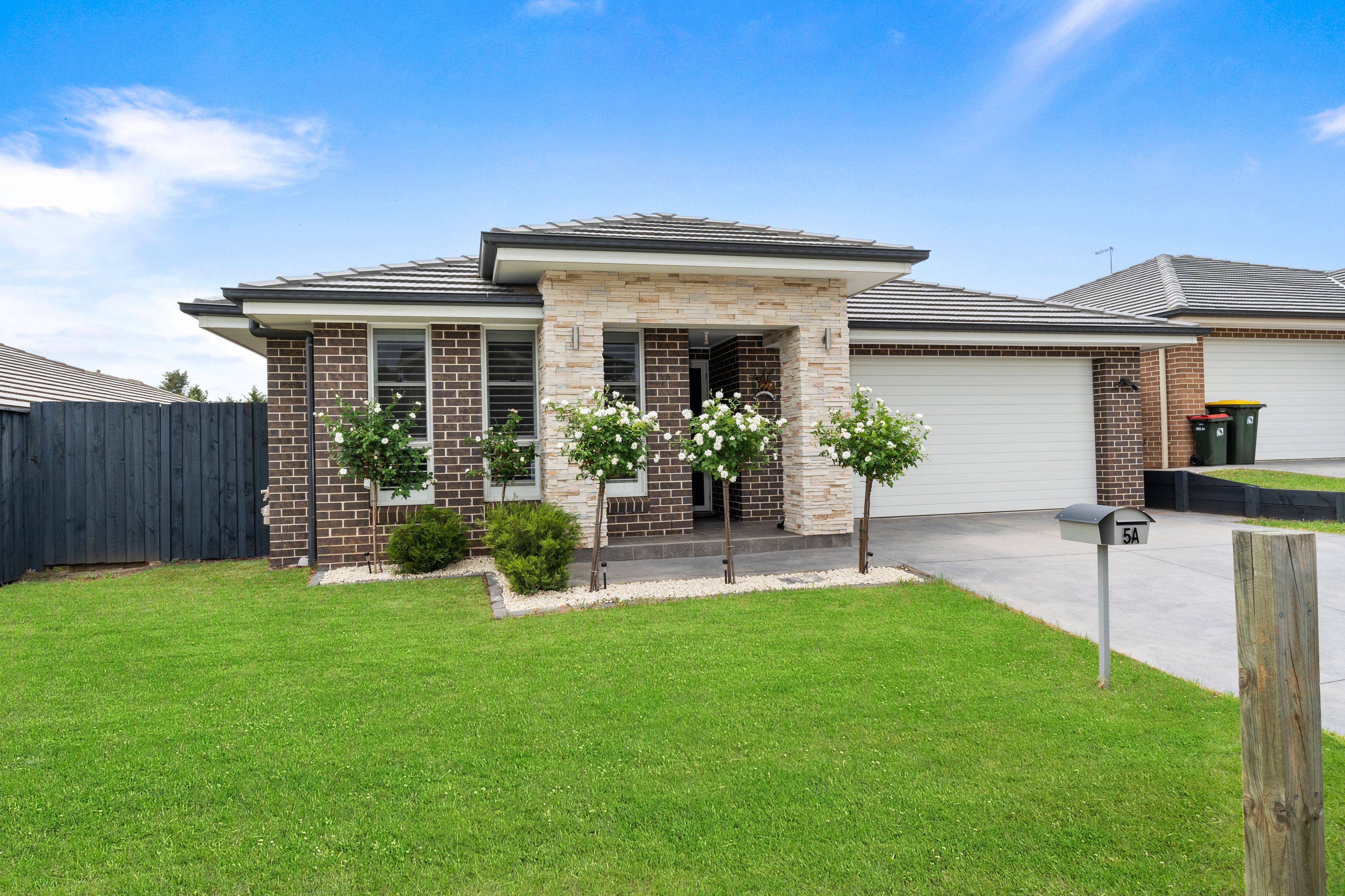 5A Irvine Street, Elderslie, NSW 2570