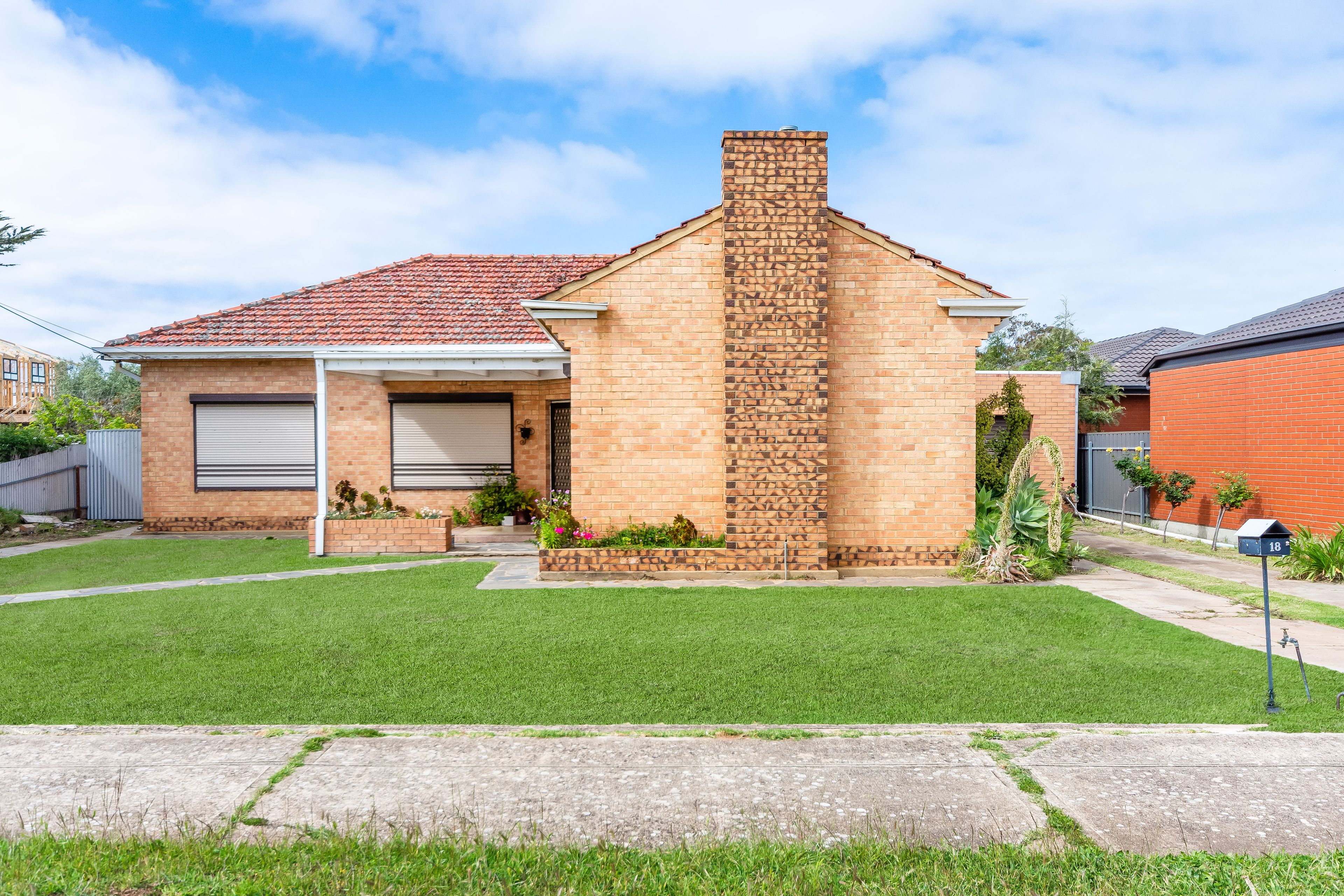 18 Martins Road, Seaton, SA 5023