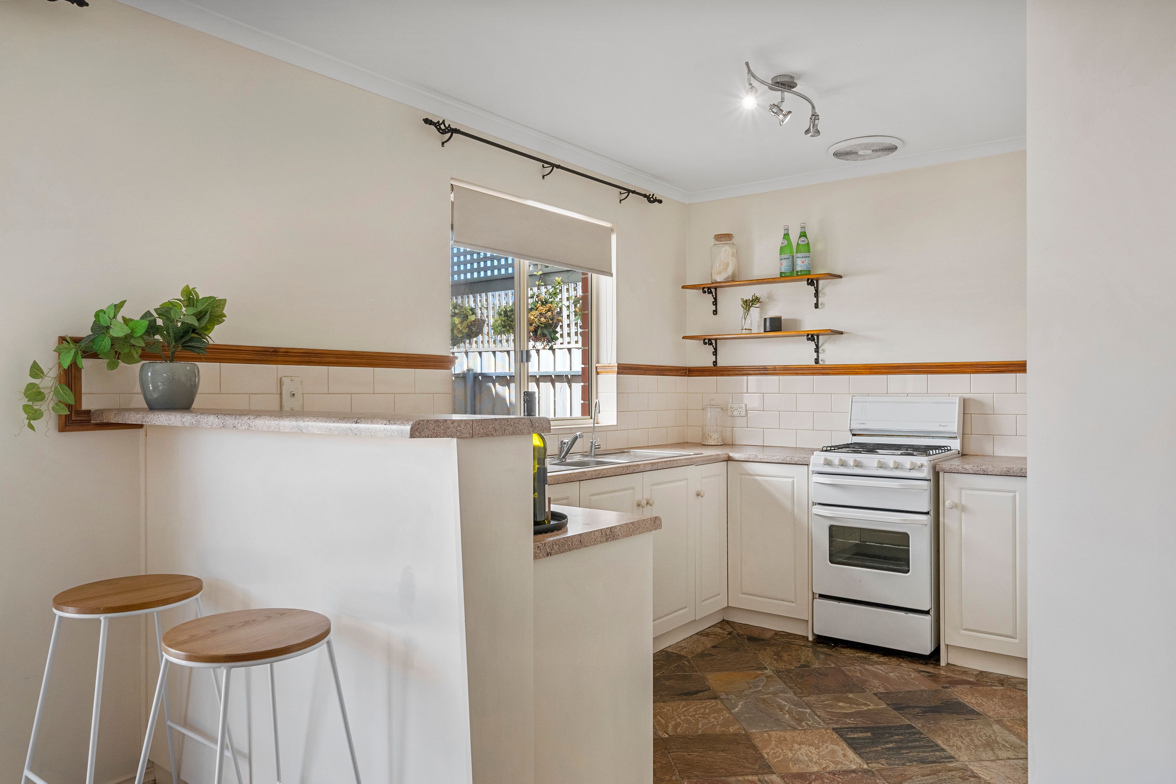 7 Claremont Avenue, Oakden, SA 5086