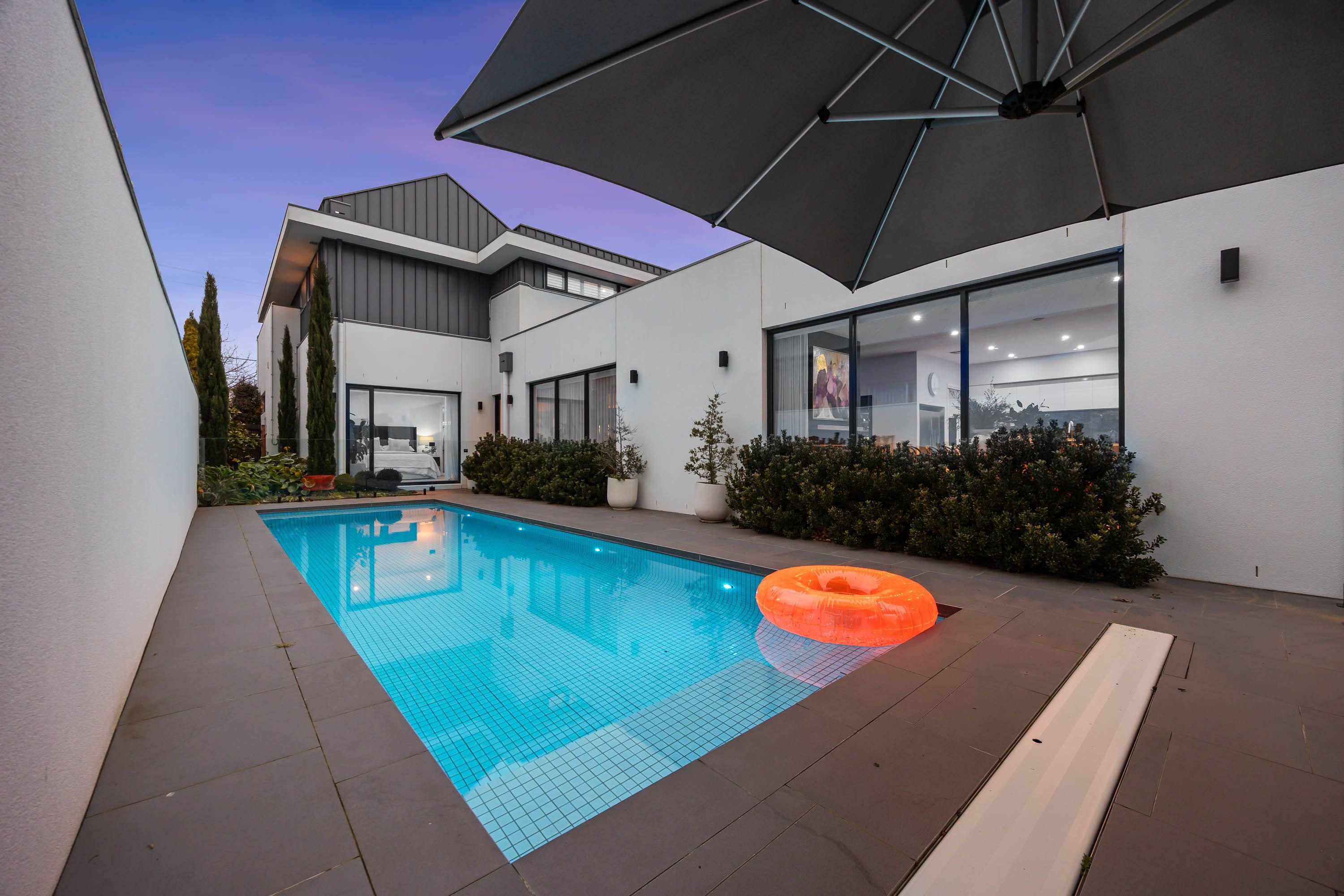 20 Alfred Street South — photo 4 of 30