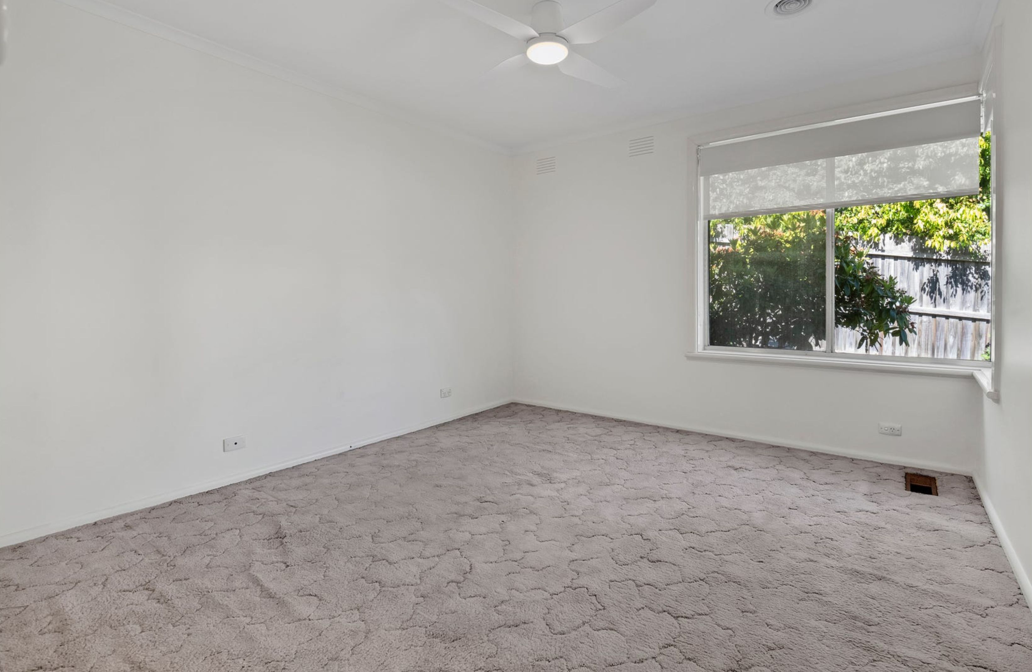 225 Banyule Road — photo 7 of 10