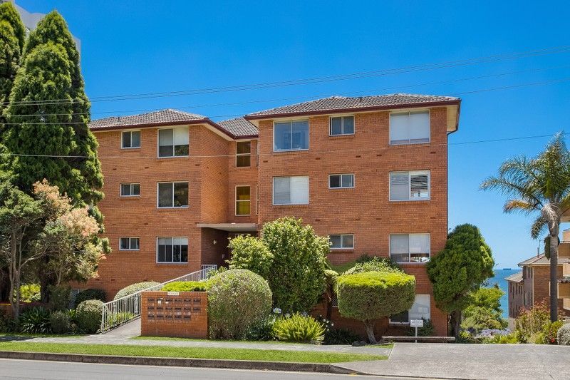 13/17 Corrimal Street — photo from Ray White Five Islands Group