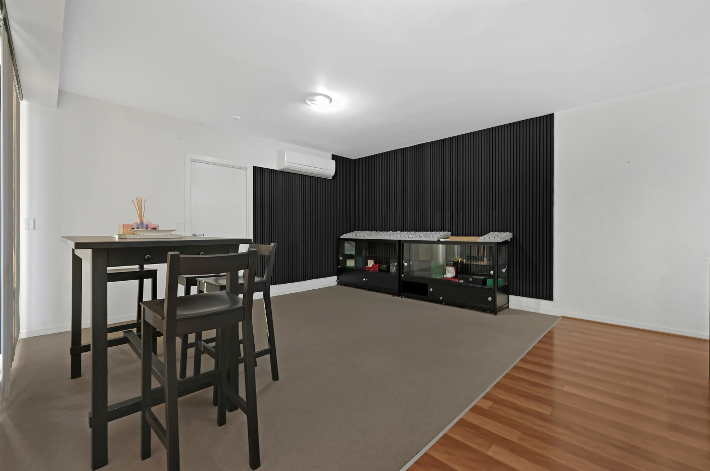 101/82 Epping Road — photo 4 of 11