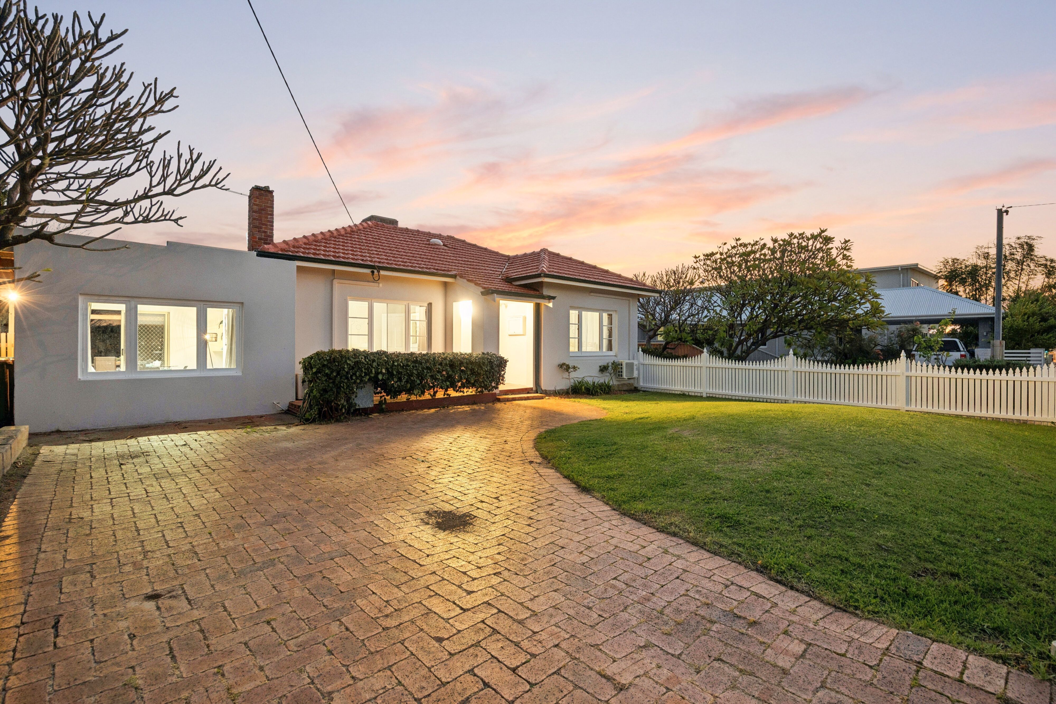 207 Rosebery Street, Bedford, WA 6052