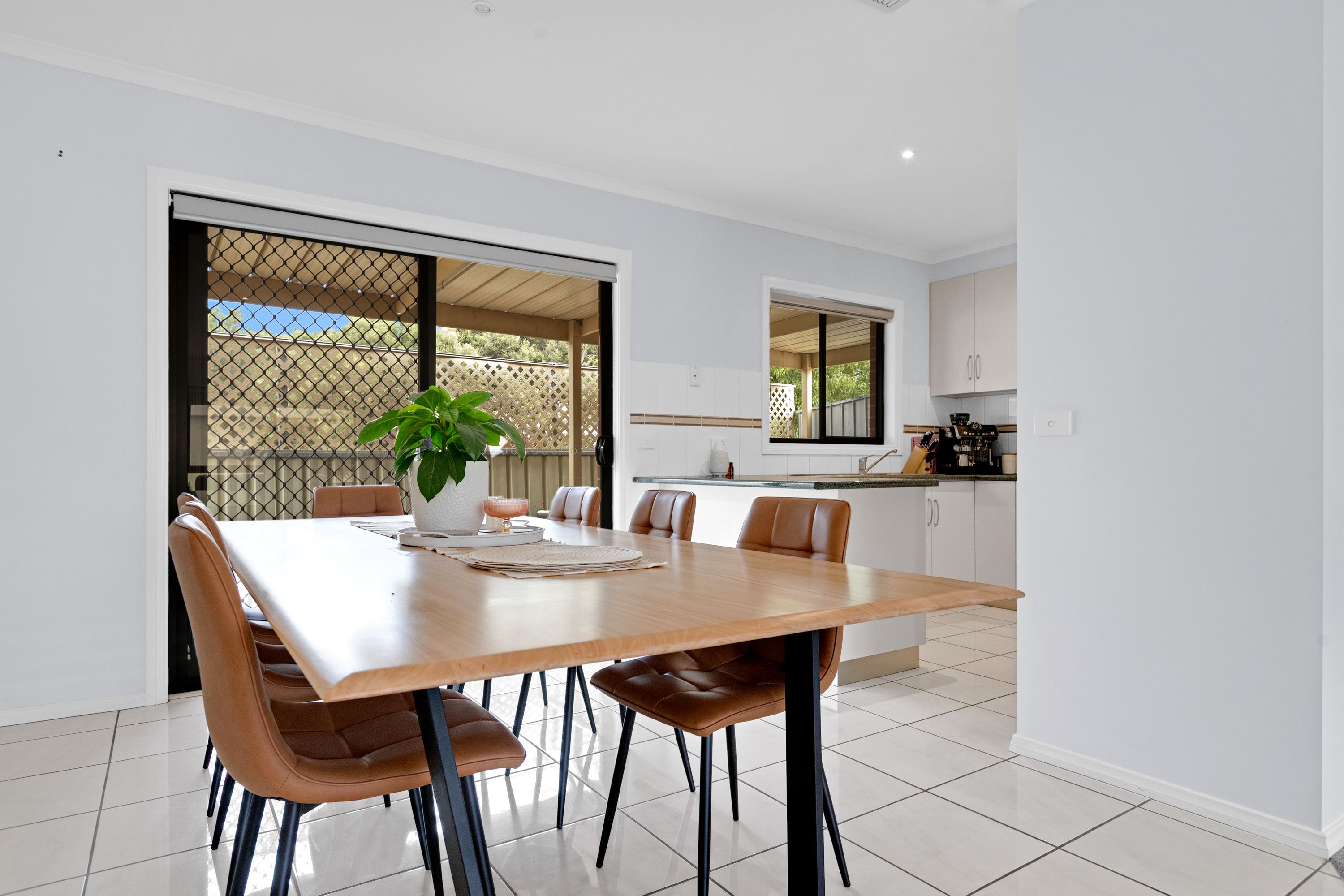 13/803-805 Irymple Avenue — photo 9 of 18