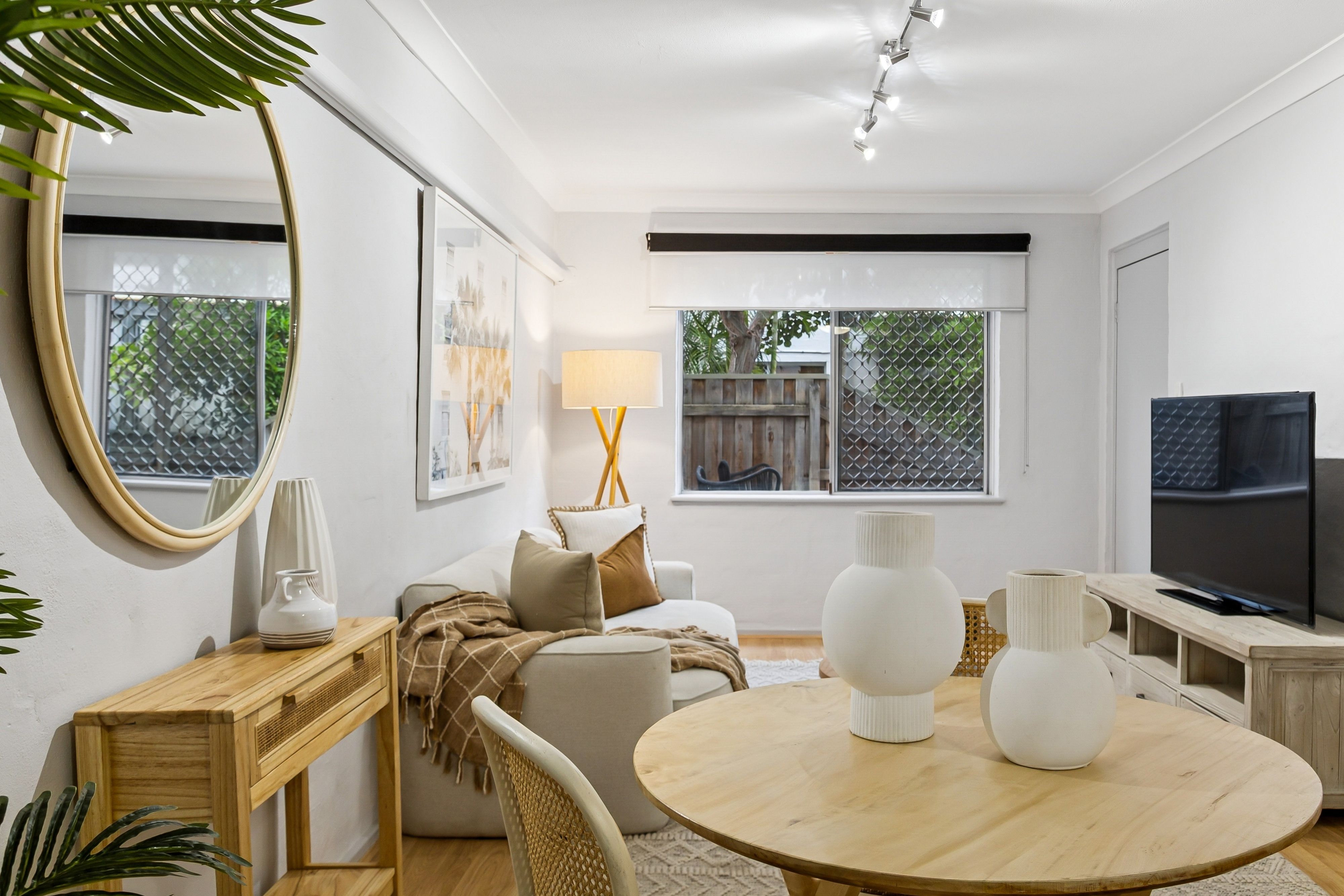 P2/125 Herdsman Parade, Wembley, WA 6014