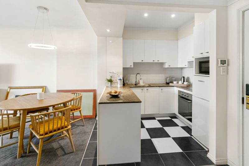 1002/8 Albert Street, Auckland Central, Auckland City