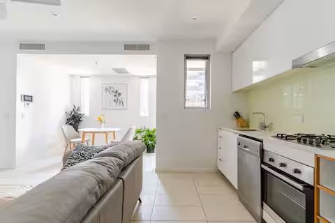 214/66 Manning Street — photo 6 of 18
