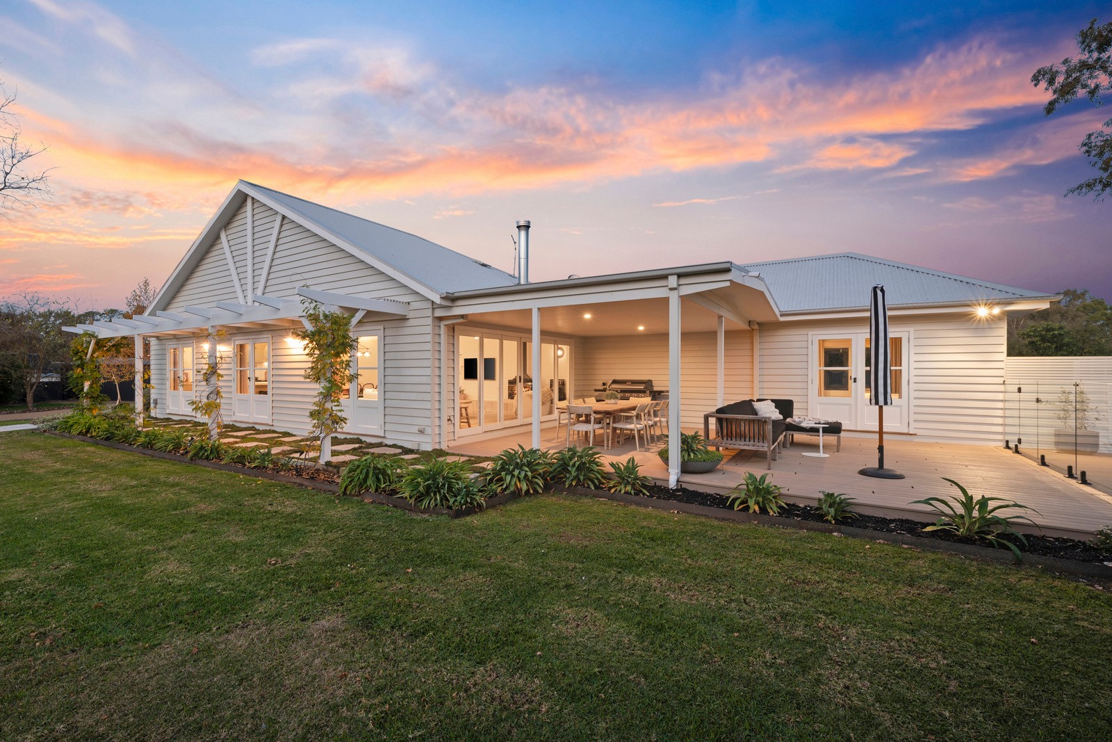 1 Olive Grove, MANSFIELD, VIC 3722