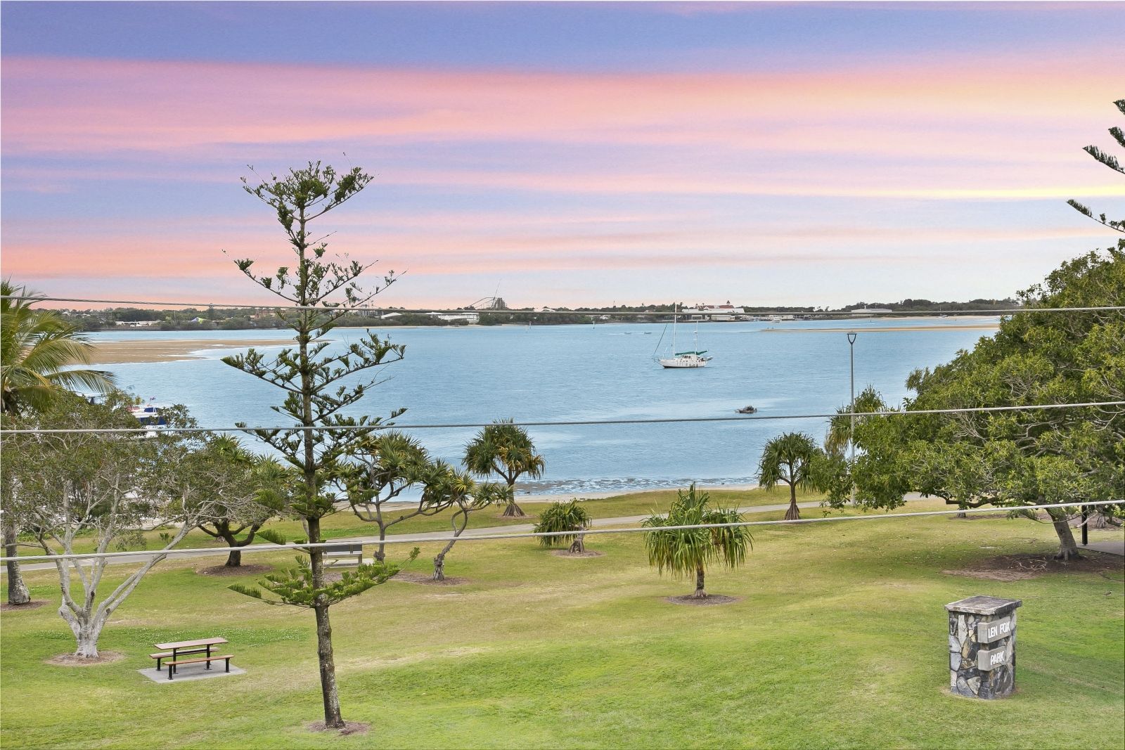 27/224 Marine Parade, Labrador, QLD 4215