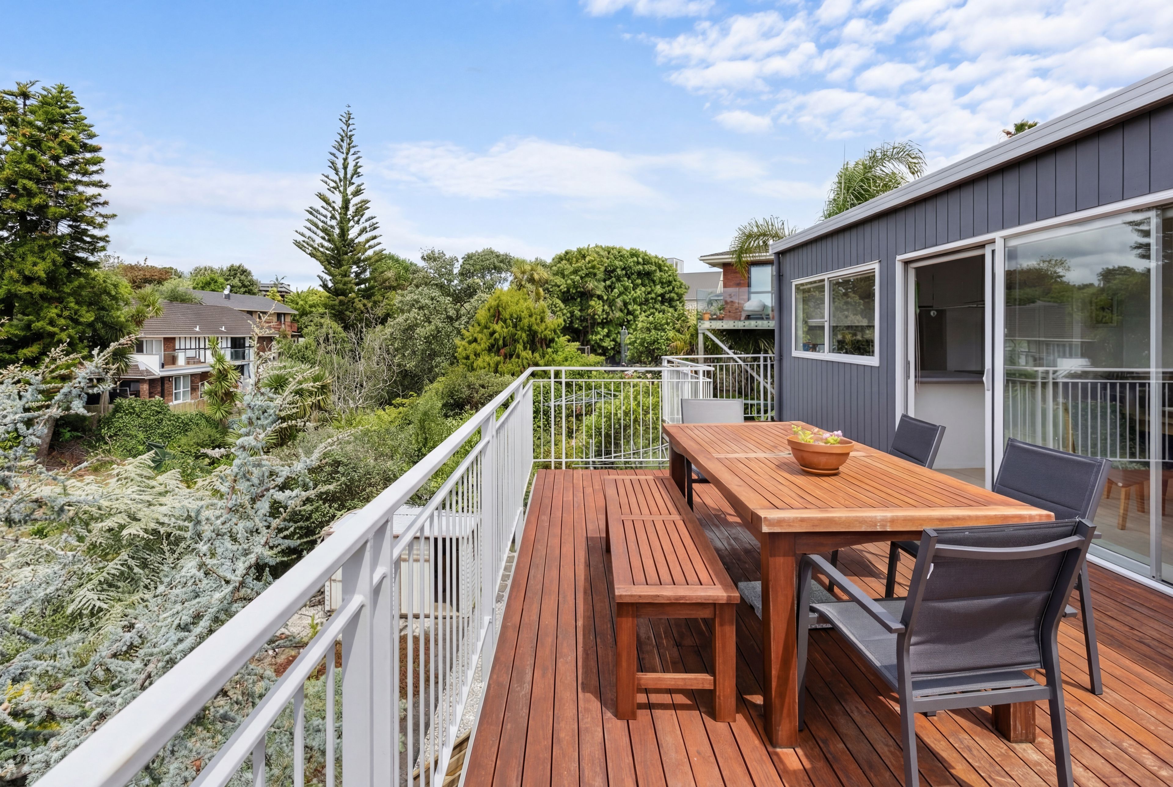 17 Davita Place, Farm Cove, Manukau City