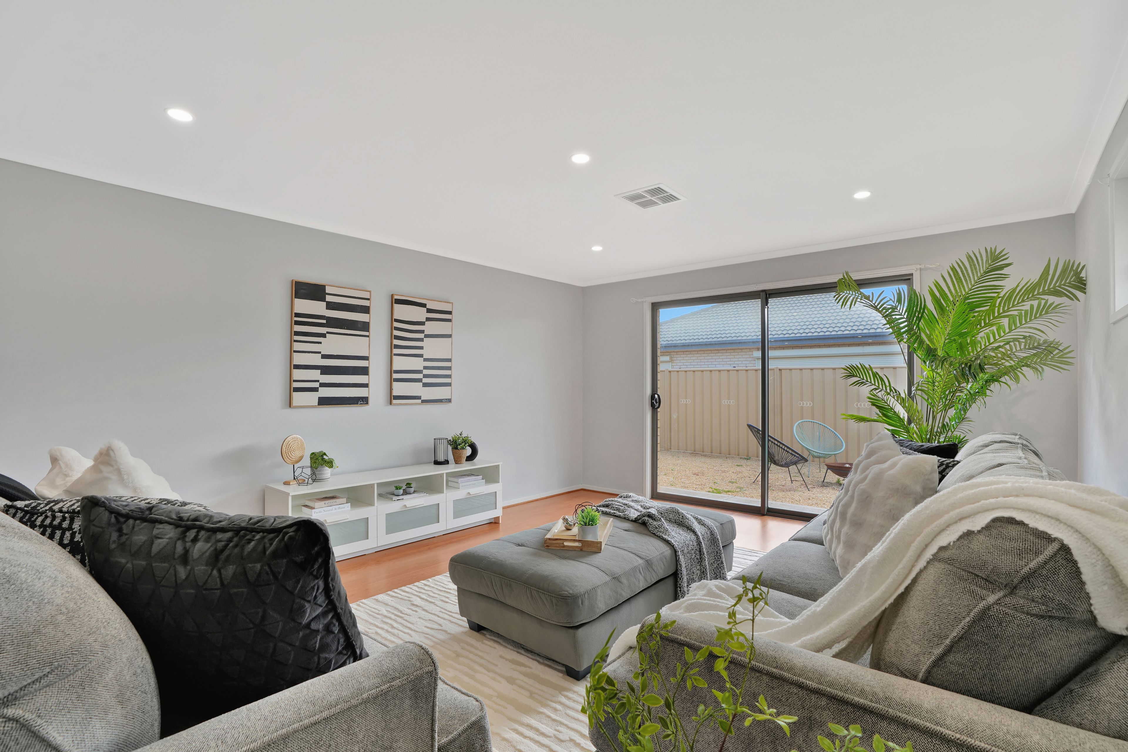 7 Evita Avenue — photo 13 of 26
