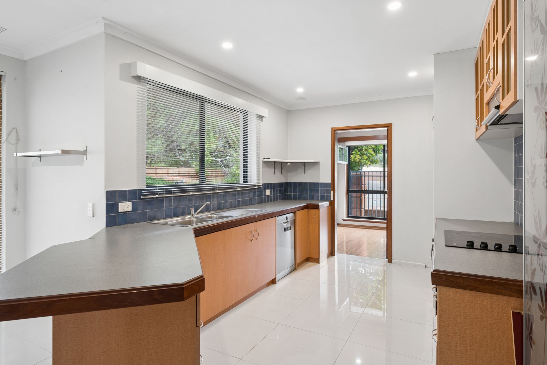 11 Regdel Road — photo 10 of 30