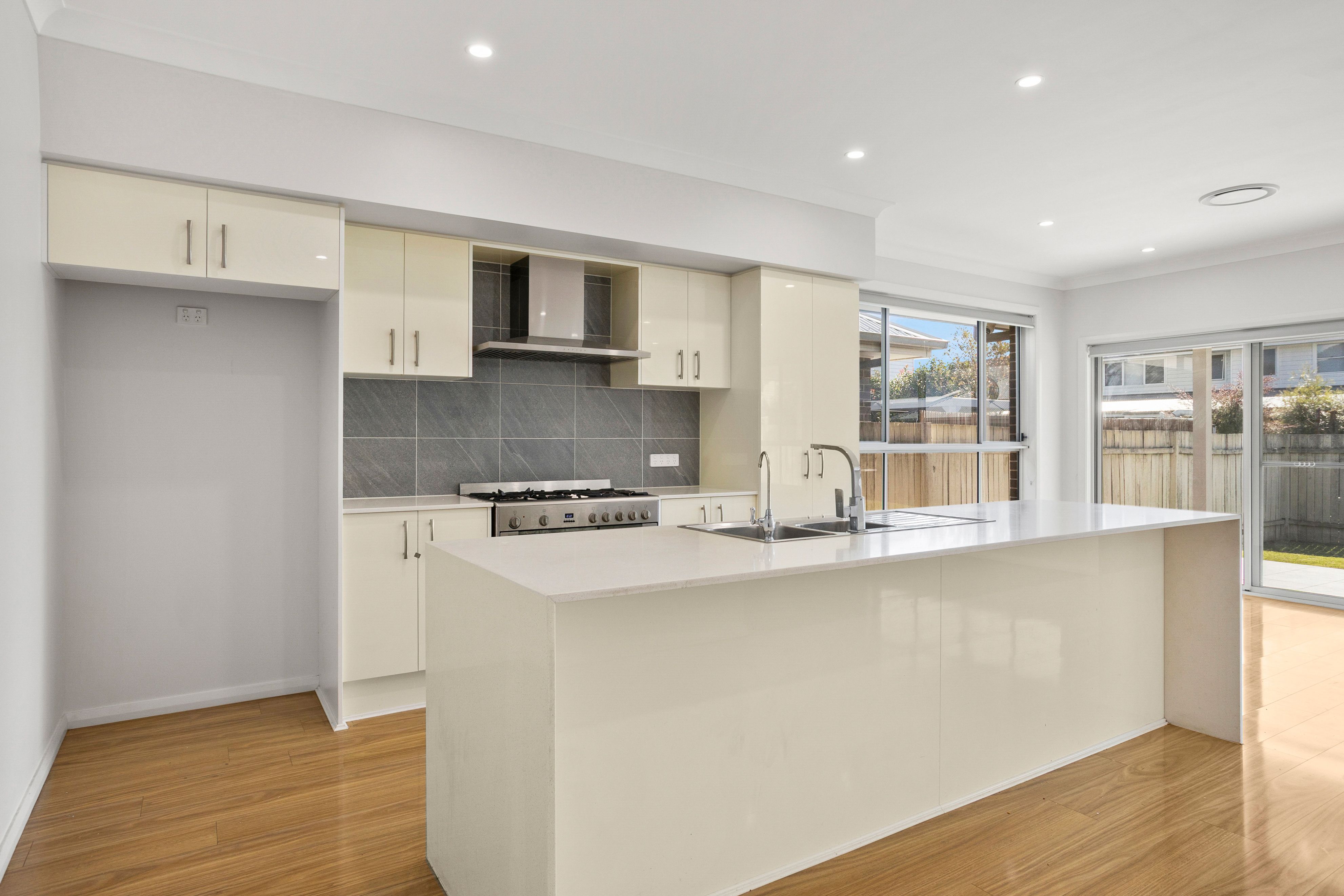5 Toolijooa Street, Tullimbar, NSW 2527