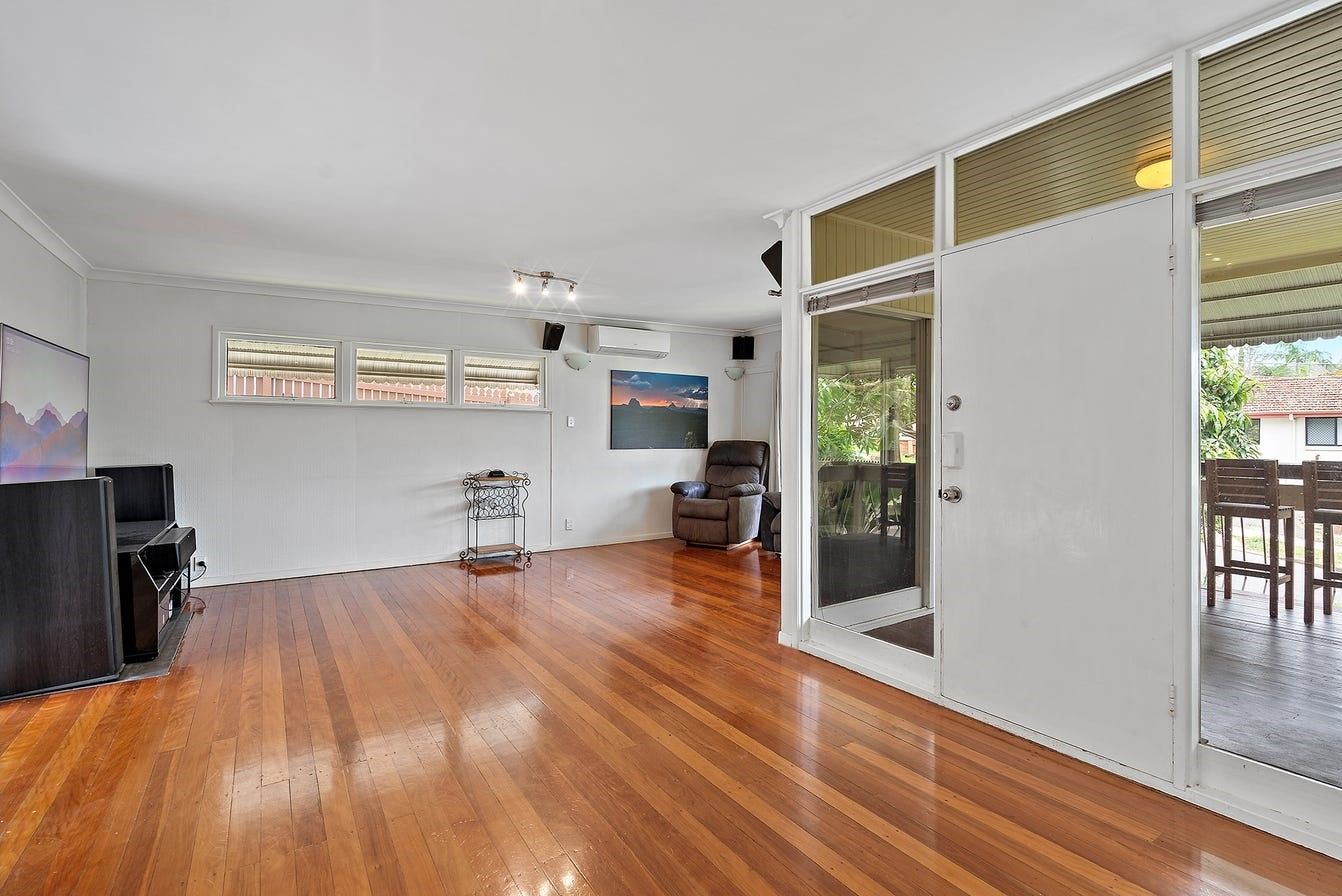 2 Norcombe Street, Carina, QLD 4152