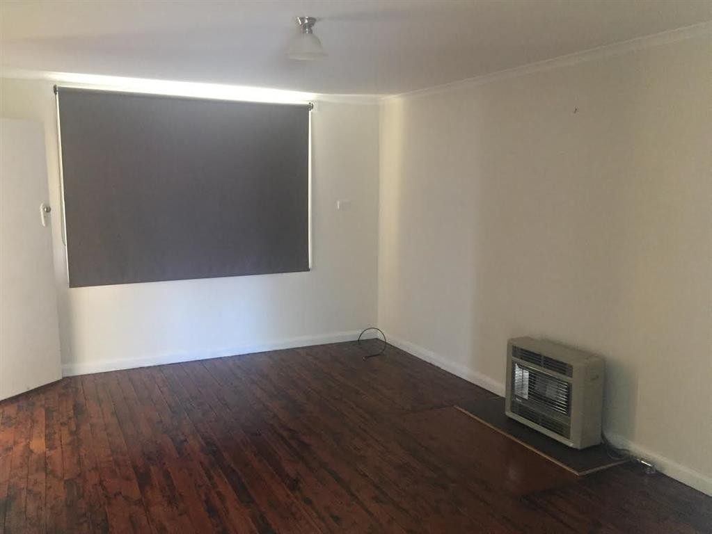 80 Broughton Street, Tumut, NSW 2720