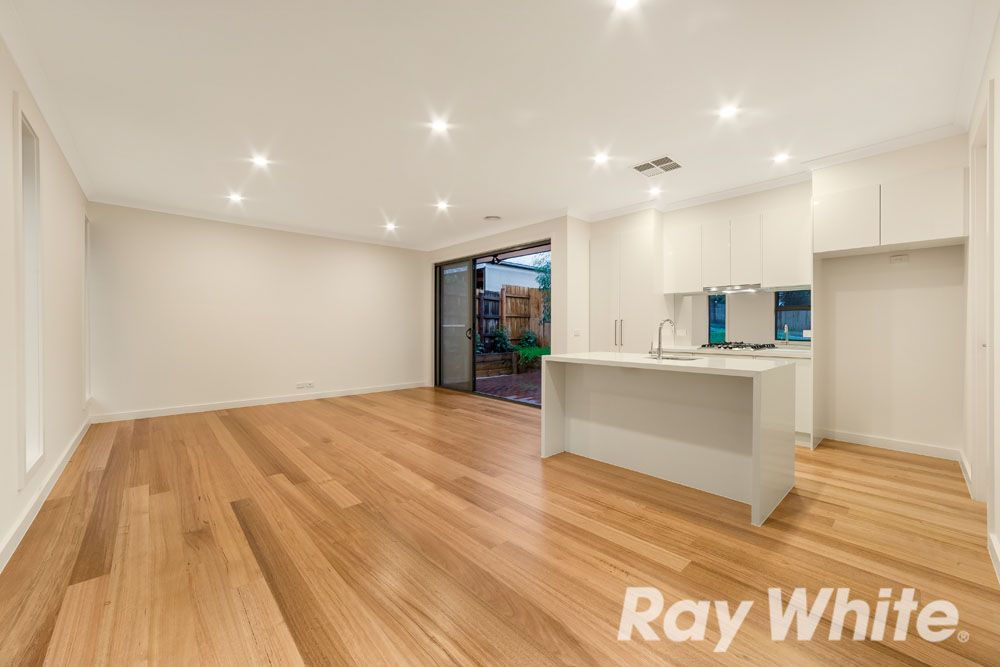 7 Station Street, Burwood, VIC 3125