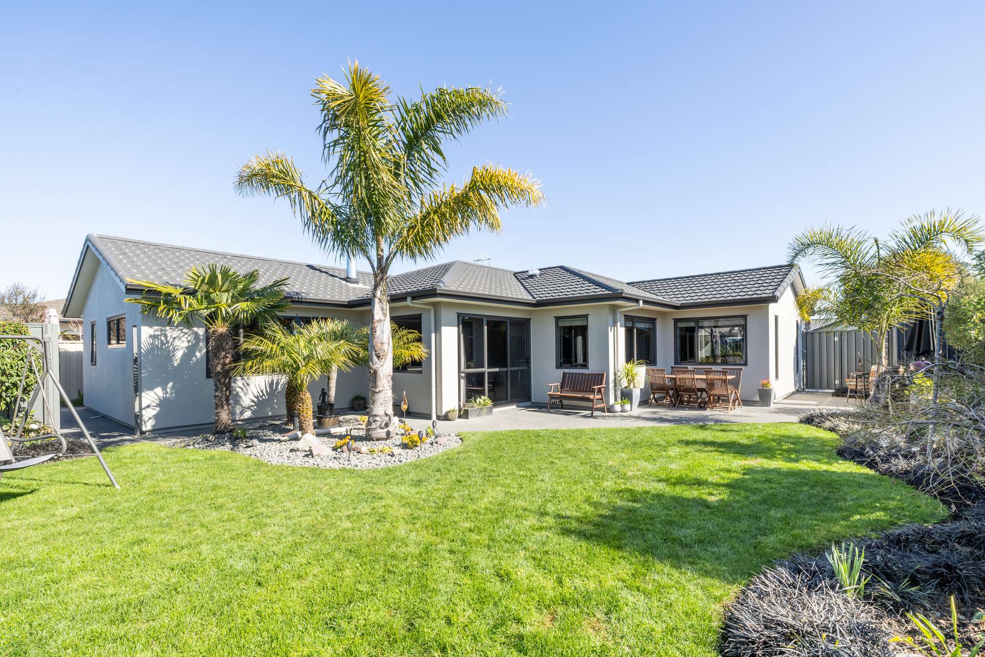 15 Tasman Drive photo 0