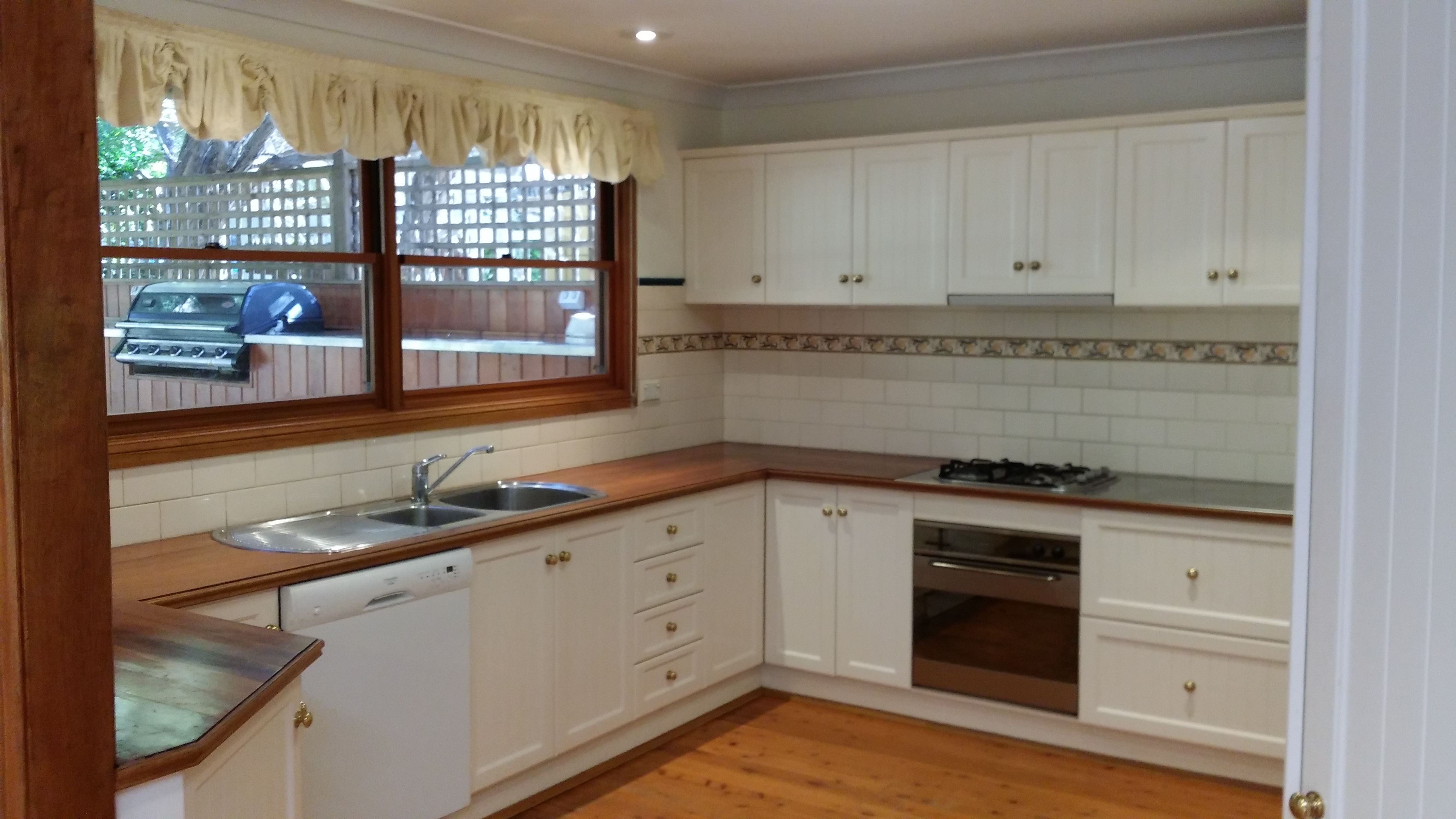 26 Abecrombie Street, West Wollongong, NSW 2500