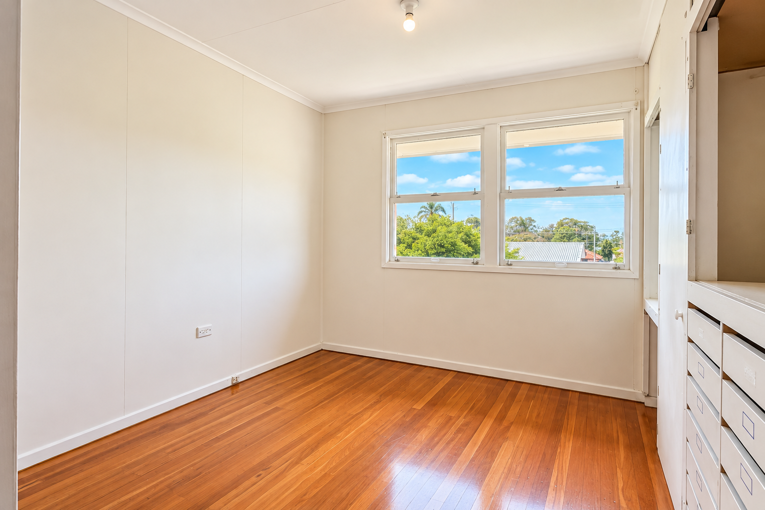 38 Kinyunga Street — photo 8 of 15