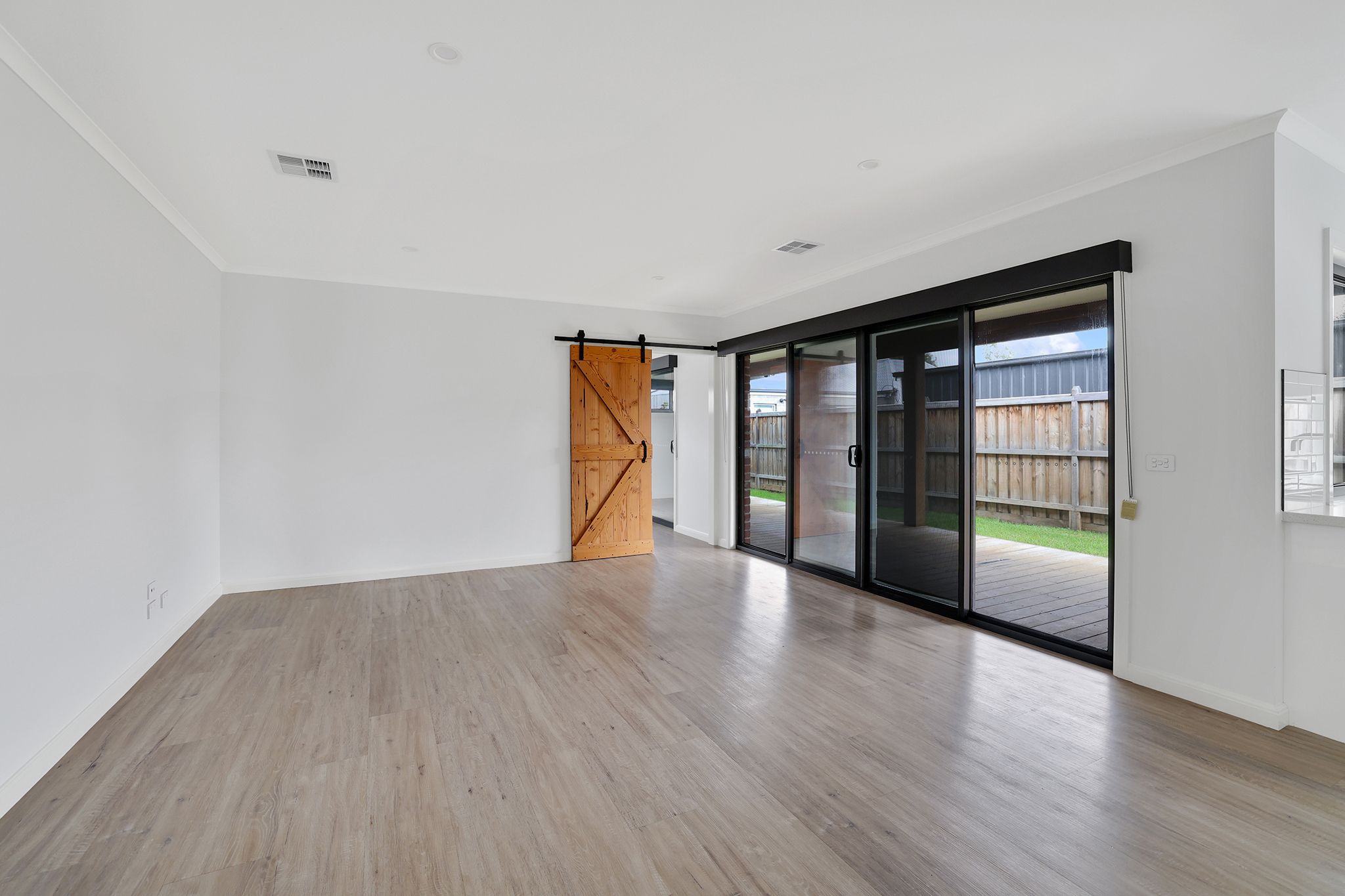 4 Bridges Street — photo 16 of 28