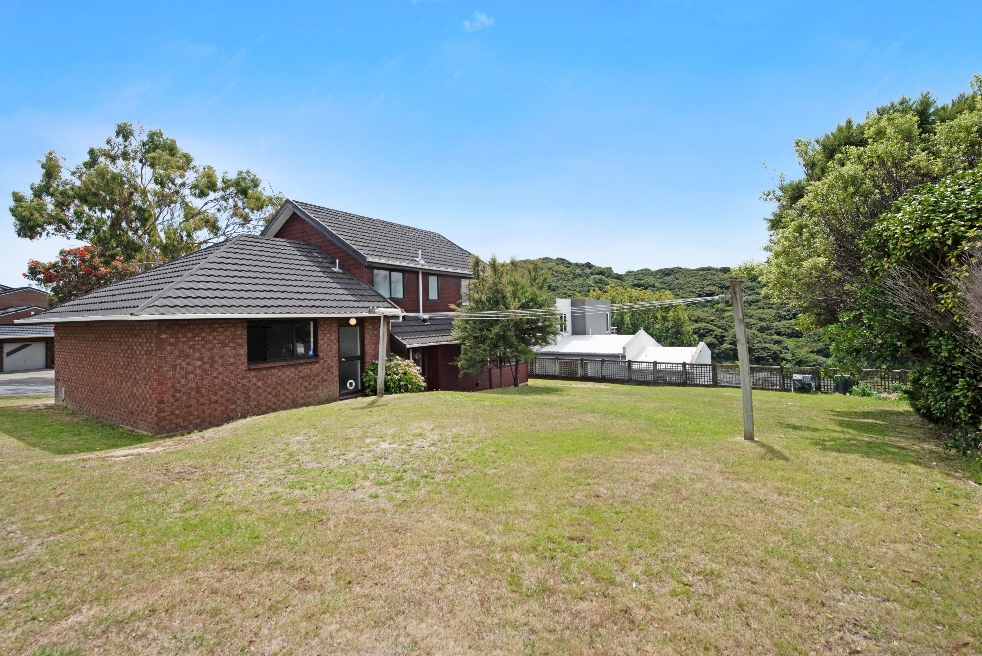 90 Ayton Drive, Whitby, Porirua City