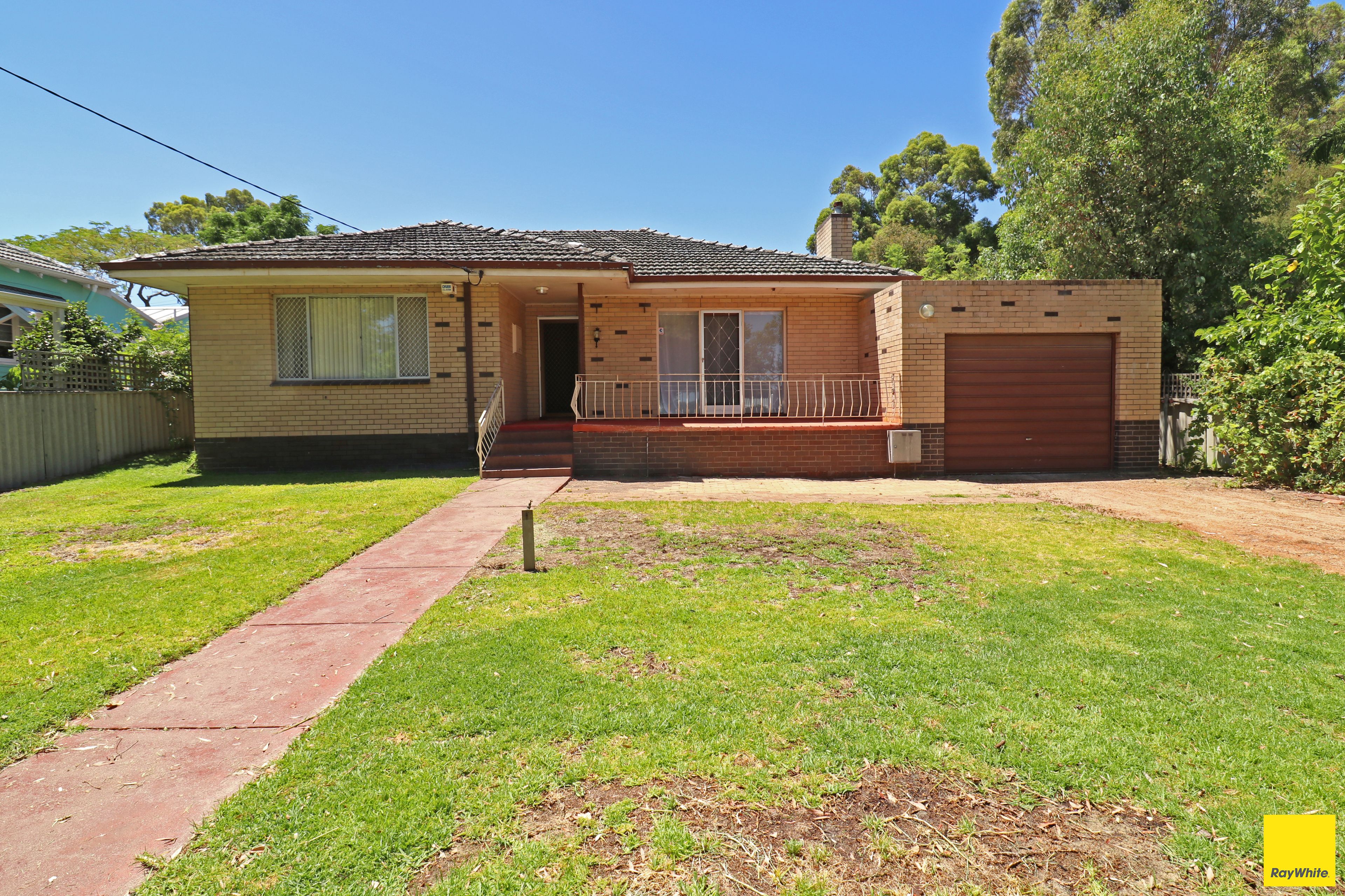 4 Railway Parade, Bassendean, WA 6054