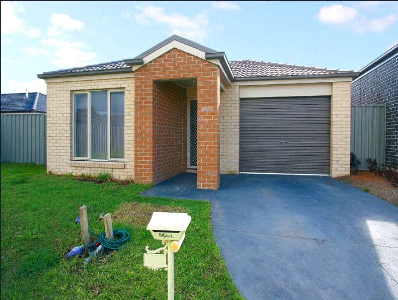 6 Tarwin Place, Cranbourne, VIC 3977