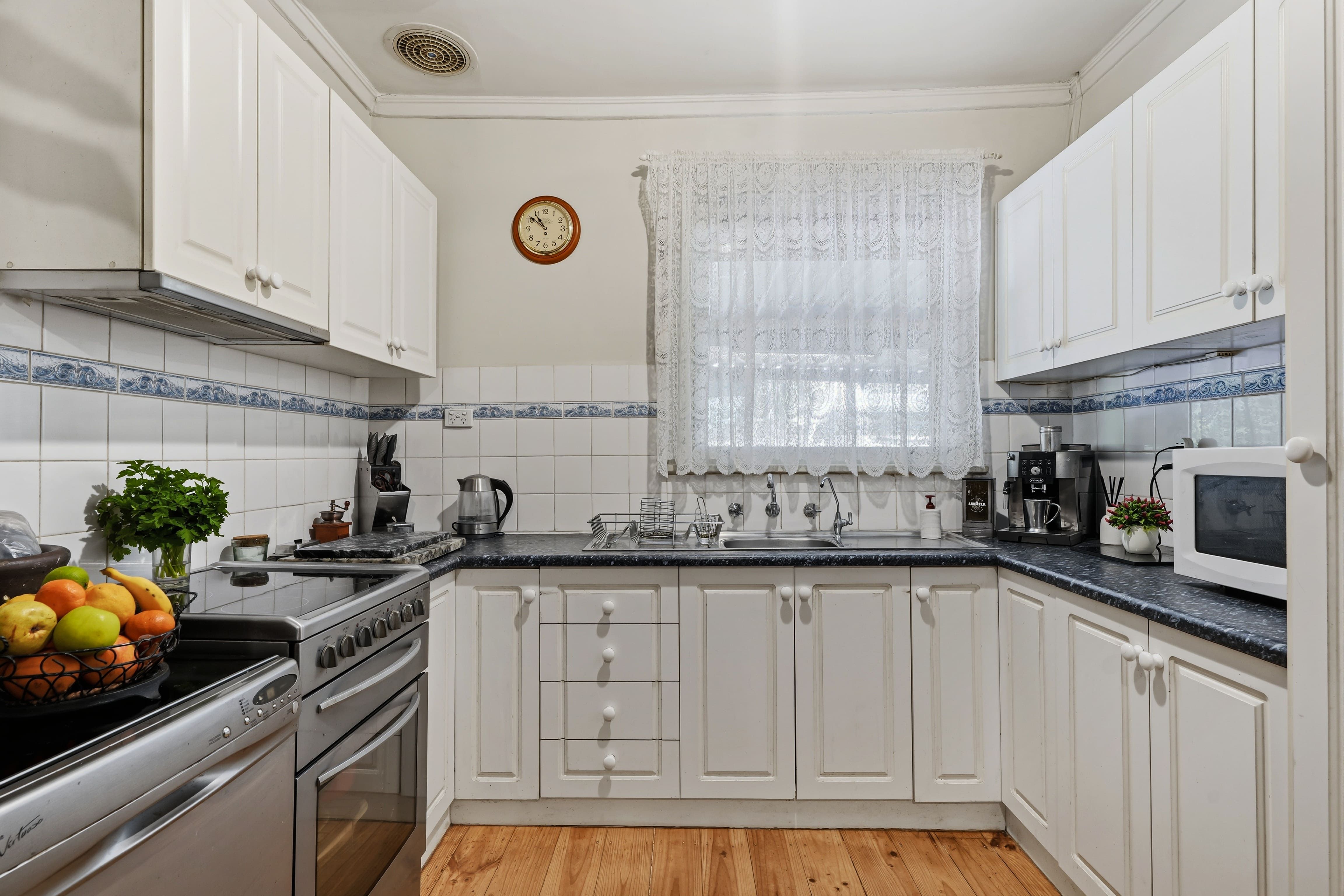 24 Fisherton Street — photo 11 of 30