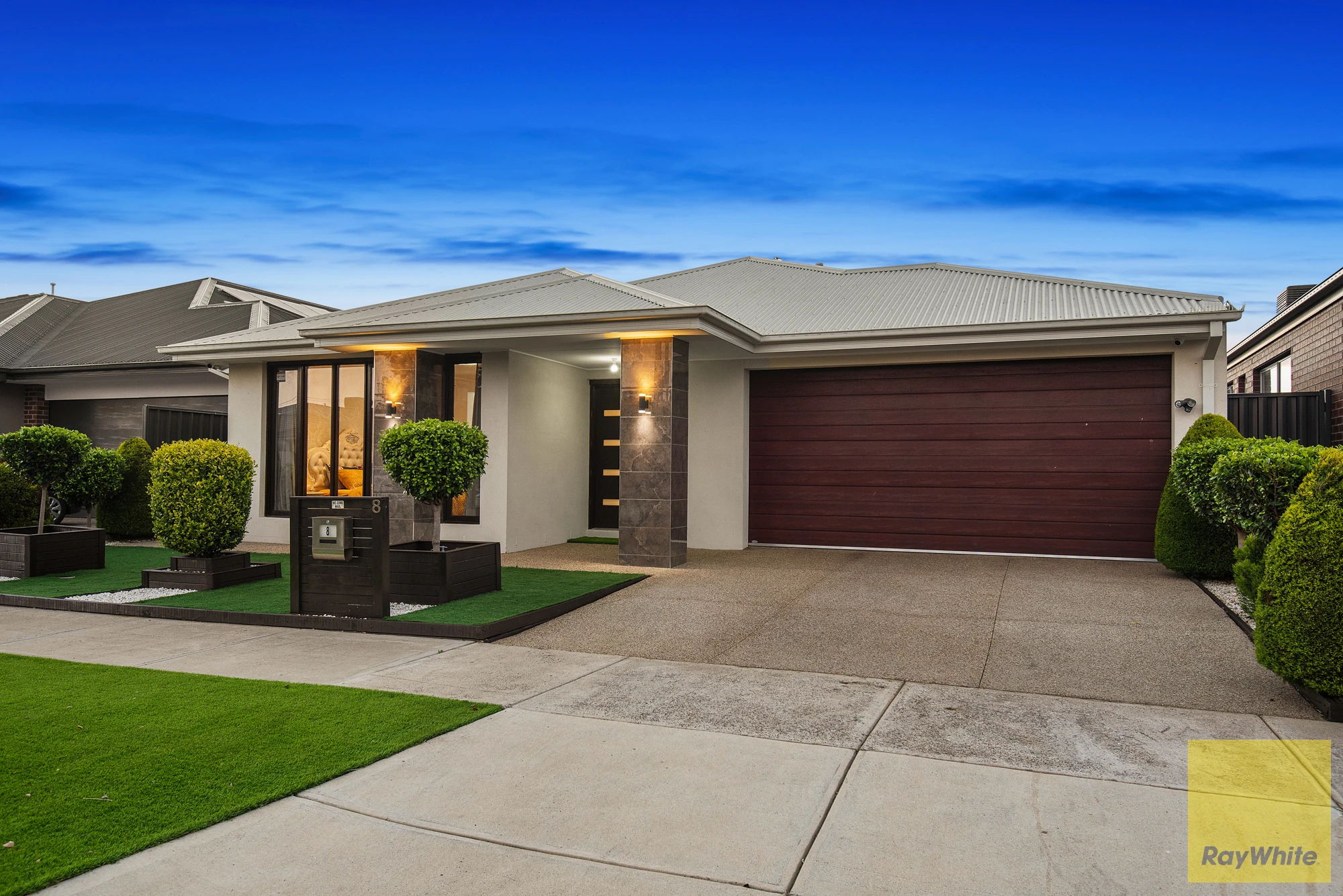 8 Nightfall Way, Tarneit, VIC 3029