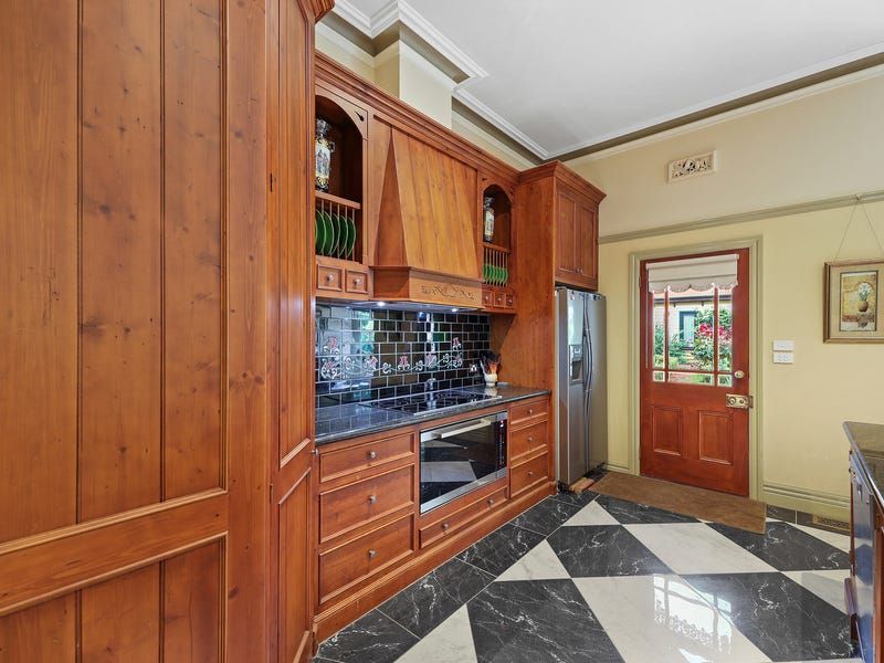210 Stock Road — photo 11 of 30