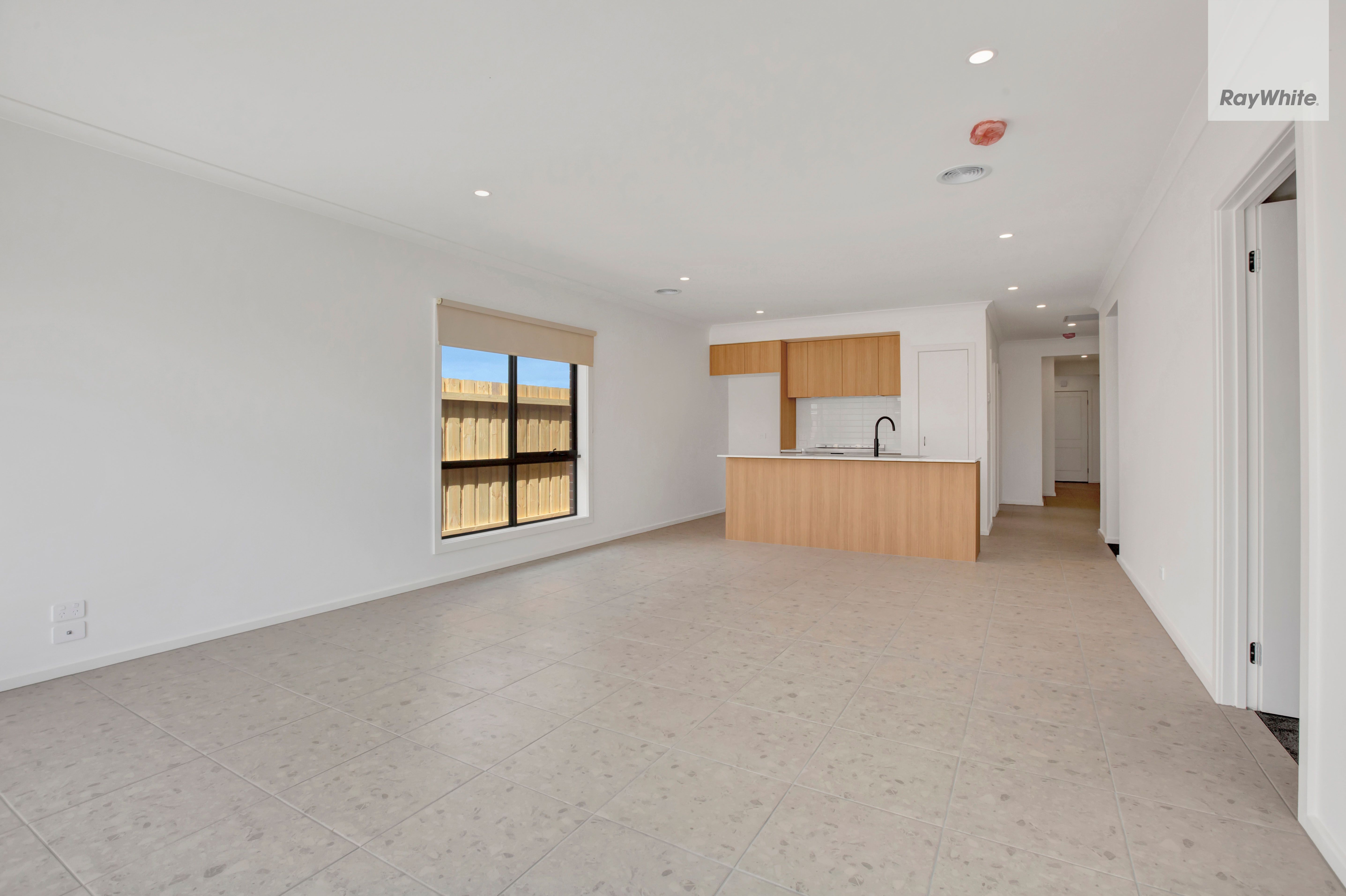 156 Newbridge Boulevard — photo 3 of 12