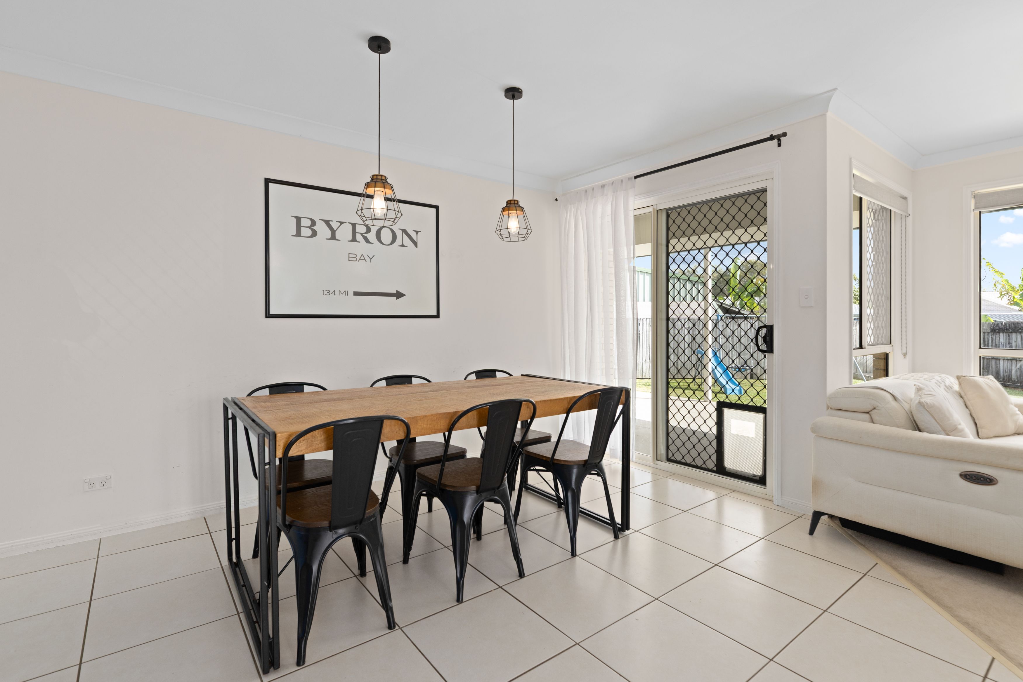 8 Mcginn Court — photo 4 of 13