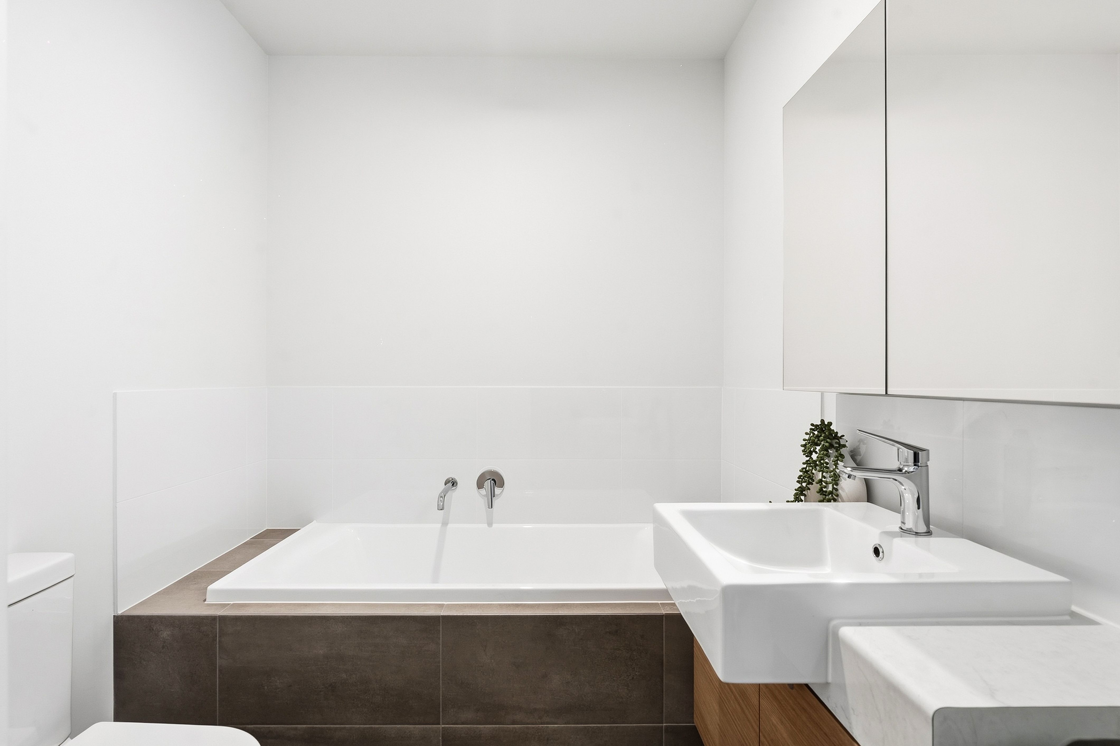 14B Galway Avenue — photo 11 of 14