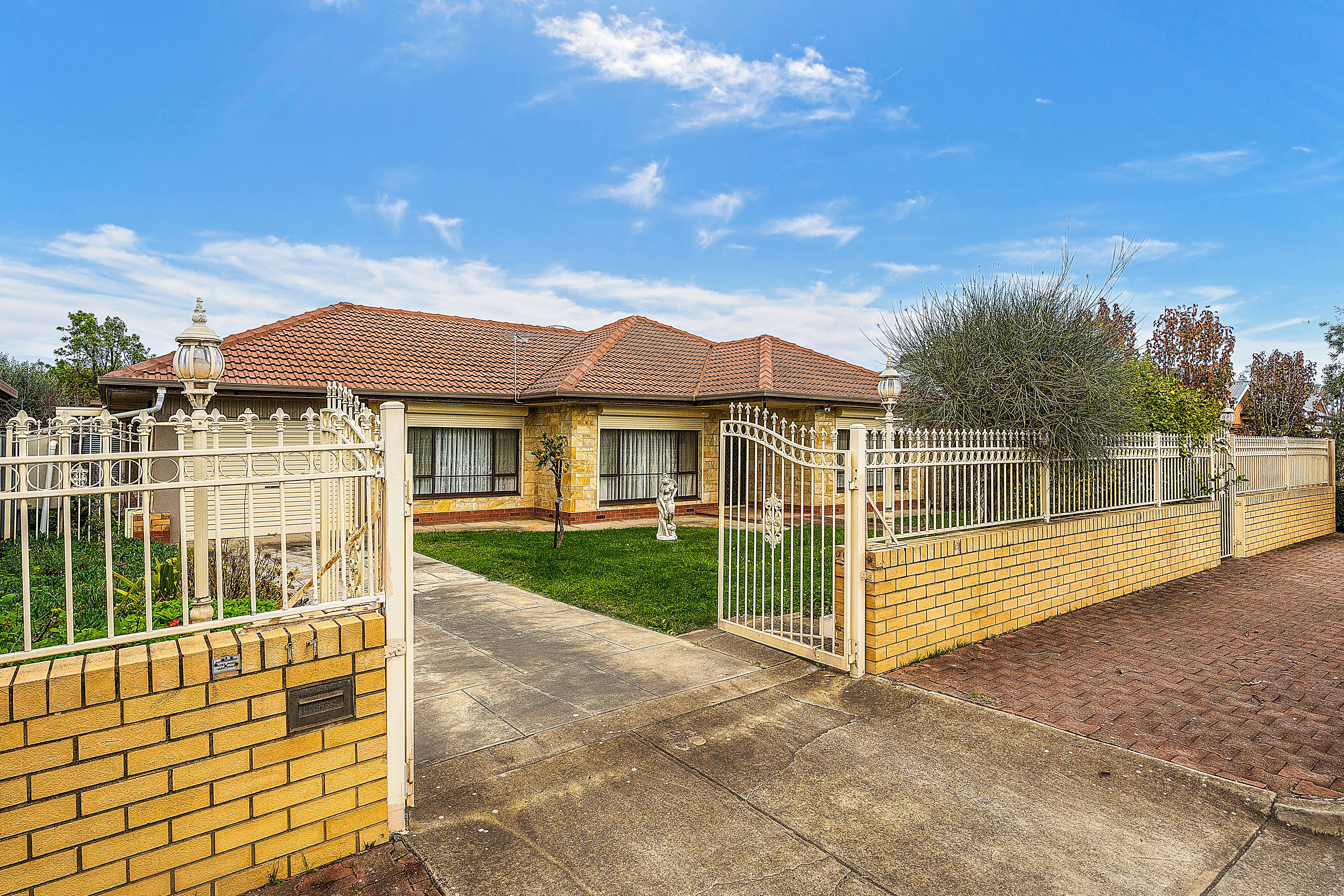 17 Chapel Street, Campbelltown SA 5074
