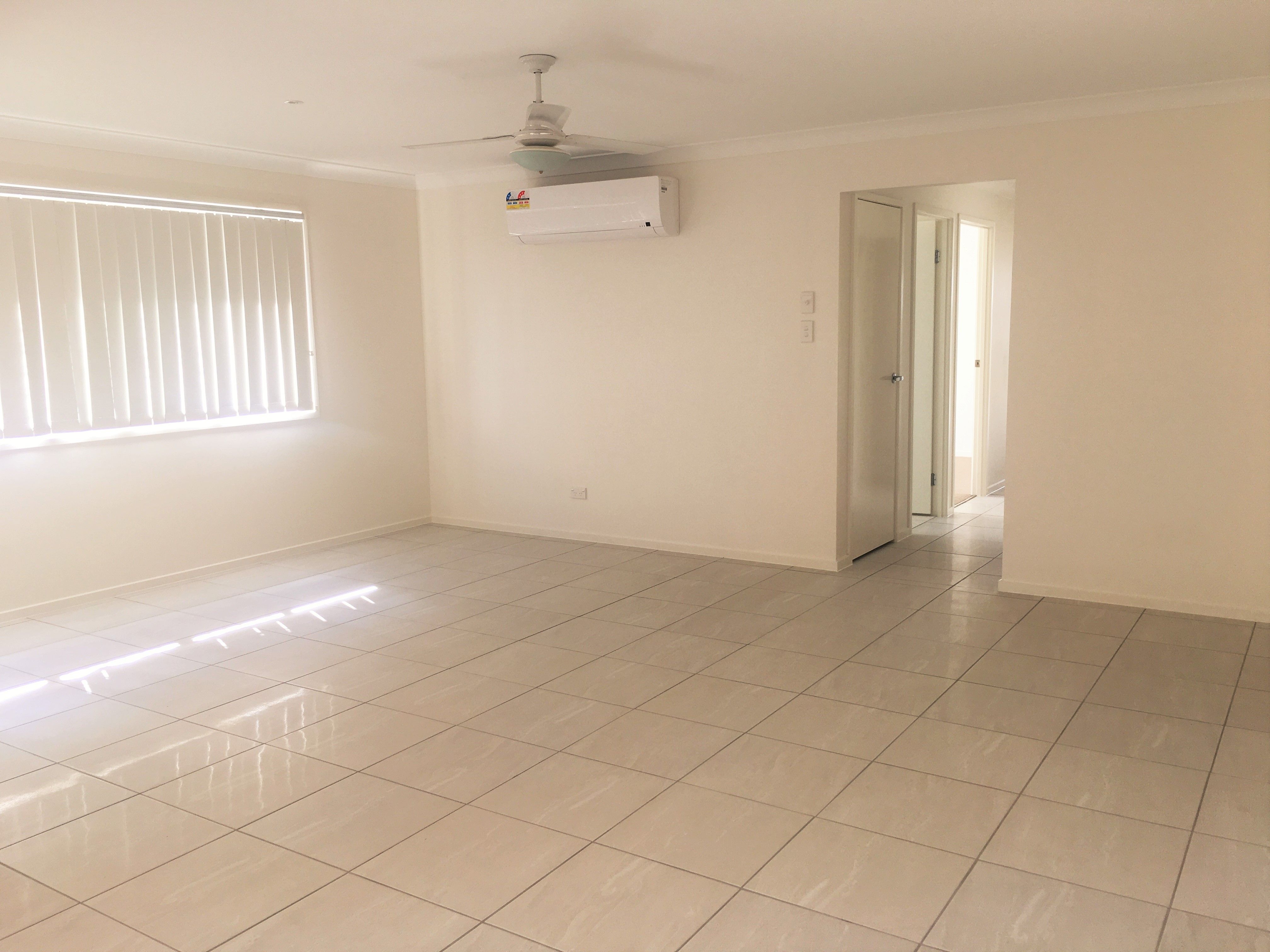 2/52 Whitmore Crescent, Goodna, QLD 4300
