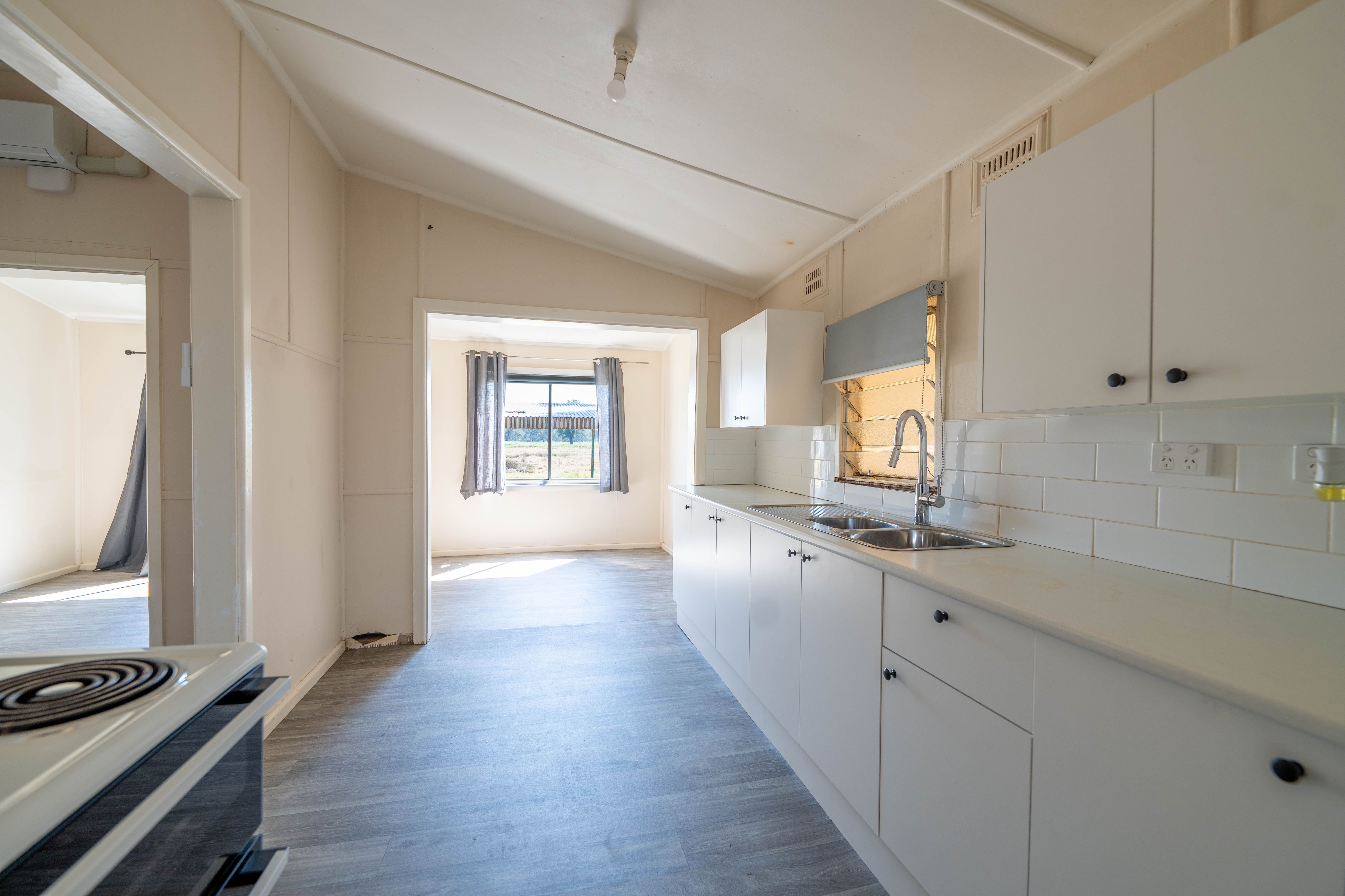 46 Ooma Street — photo 6 of 14