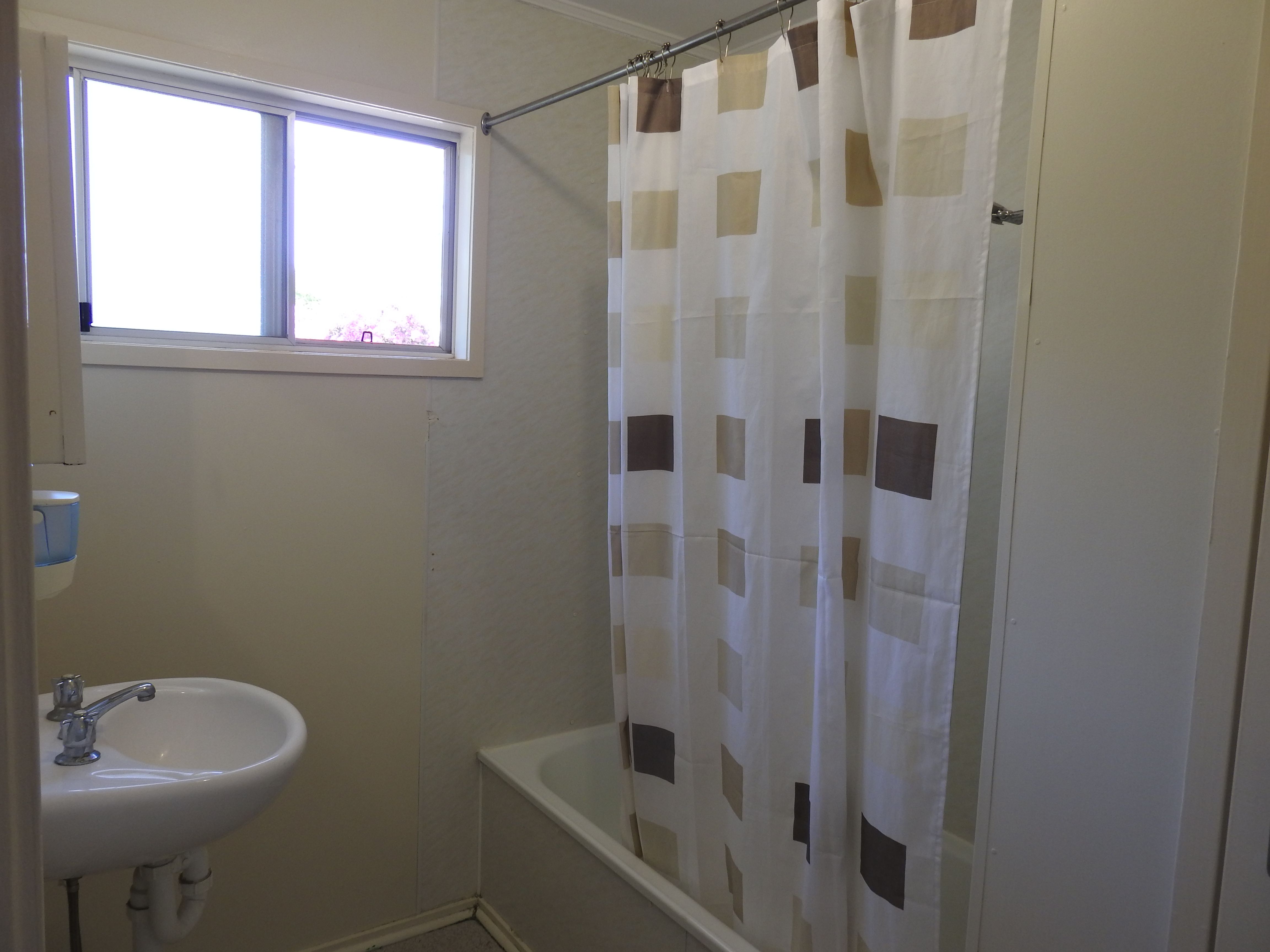 27 Cypress Street, Barcaldine, QLD 4725 House for Sale Ray White