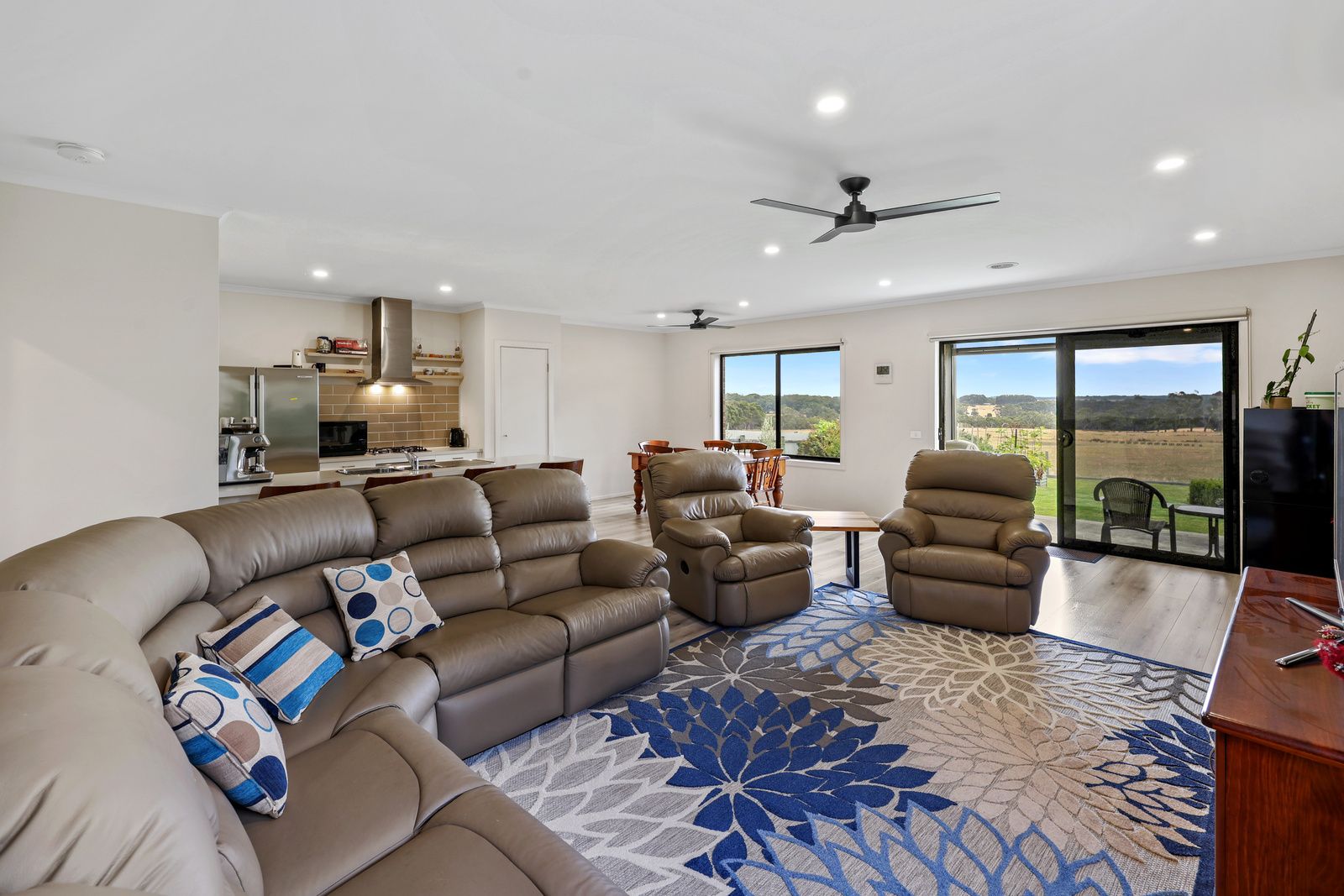 65 Barrett Street, Timboon, VIC 3268