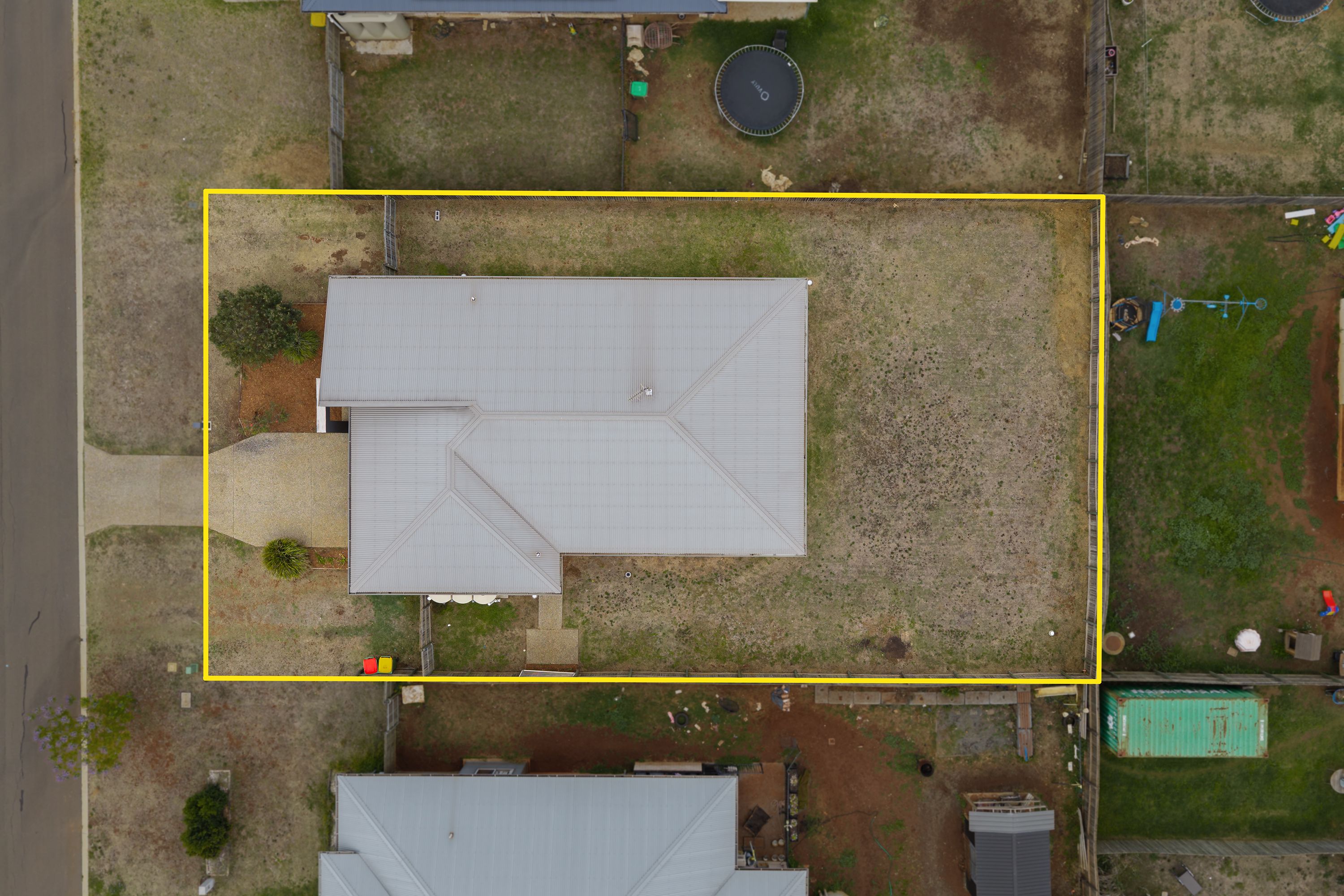 35 Myrtleford Crescent — photo 15 of 16